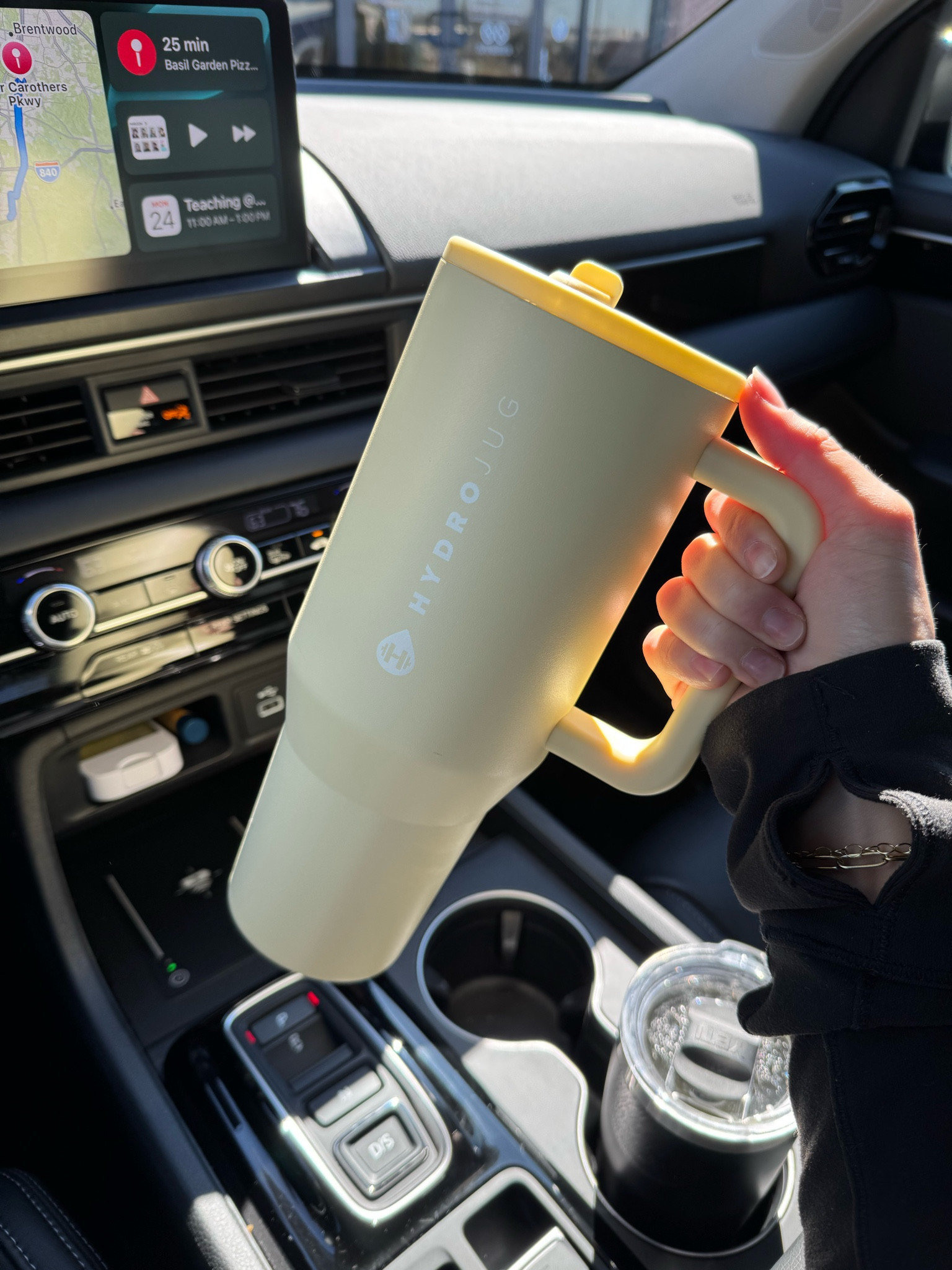 Warmer weather calls for happy sunshine things!!☀️

#LTKSeasonal #LTKActive #LTKU