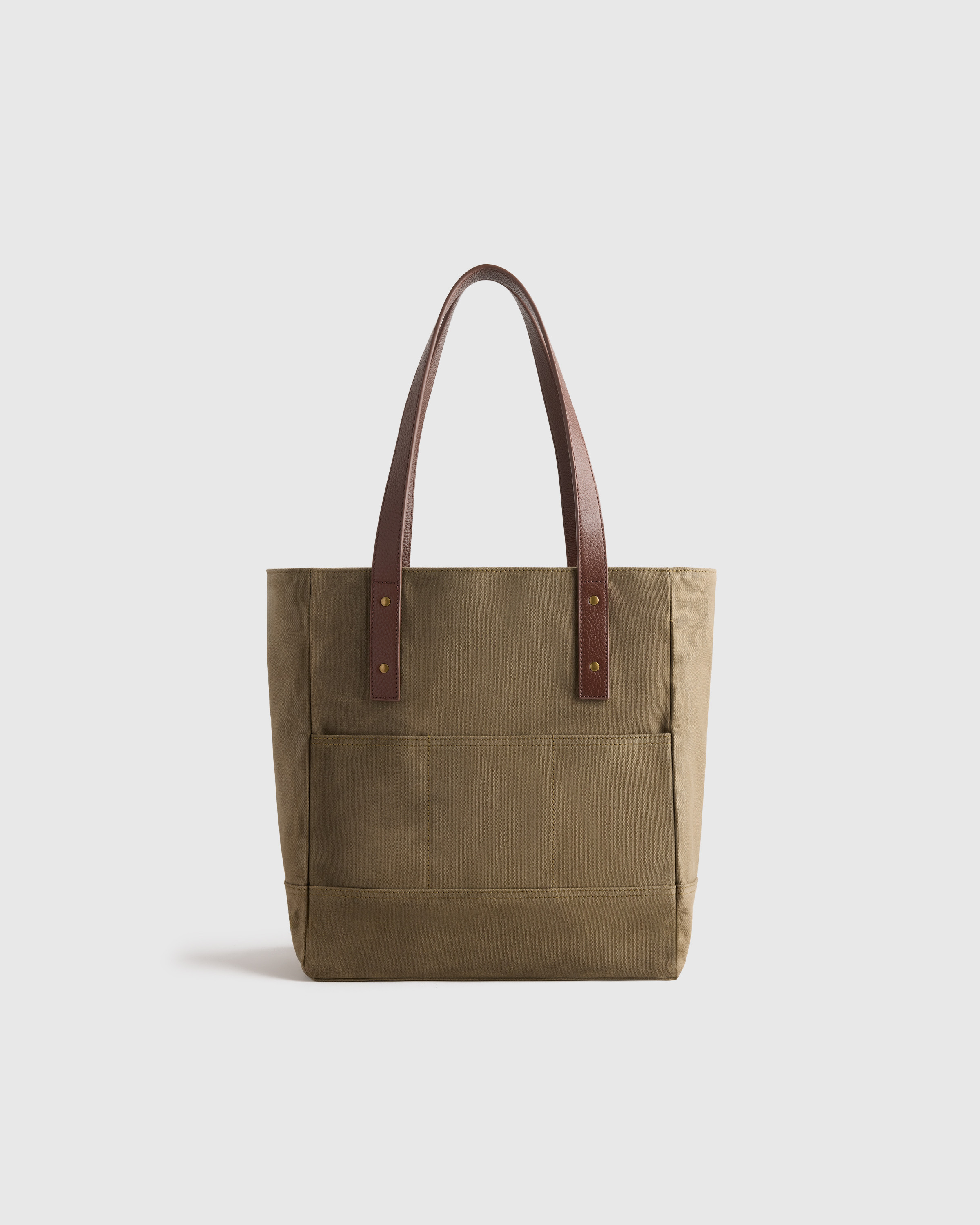 Quince | Women's Waxed Canvas Utility Tote in Moss, Cotton | Quince
