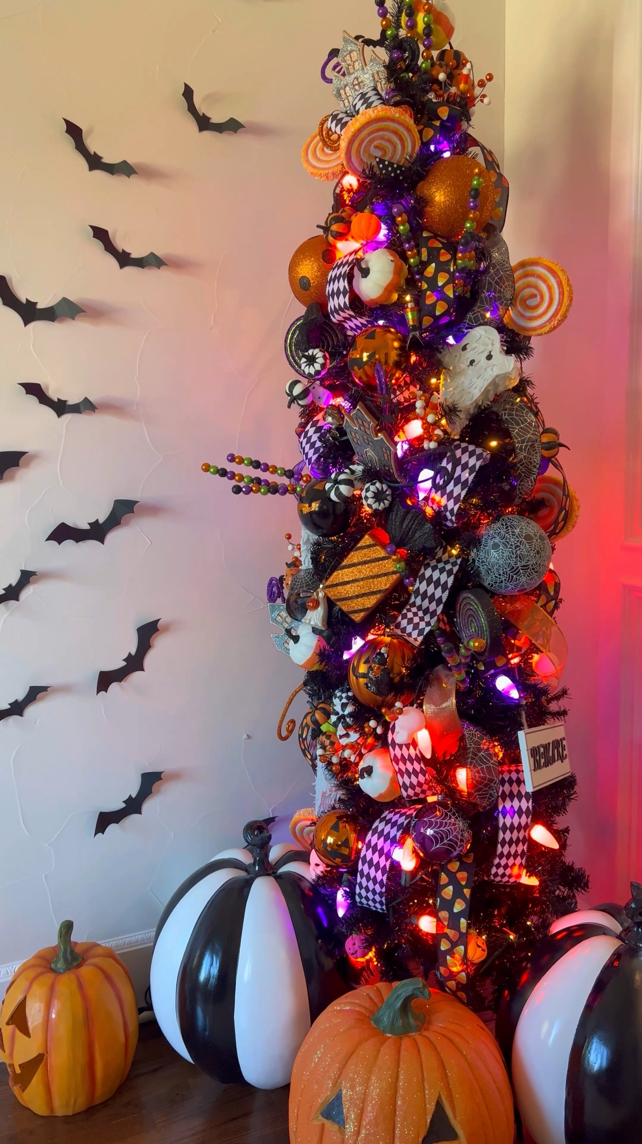 Halloween decor. Halloween tree. Halloween dining room 