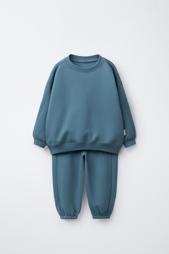 JOGGING SWEATSHIRT AND BASIC JOGGER PANTS SET WITH LABEL | Zara US