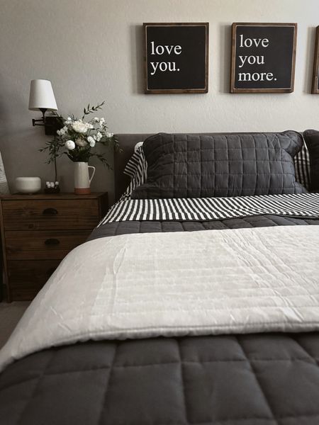 shop all my bedding // save 60% with code KINCH60
