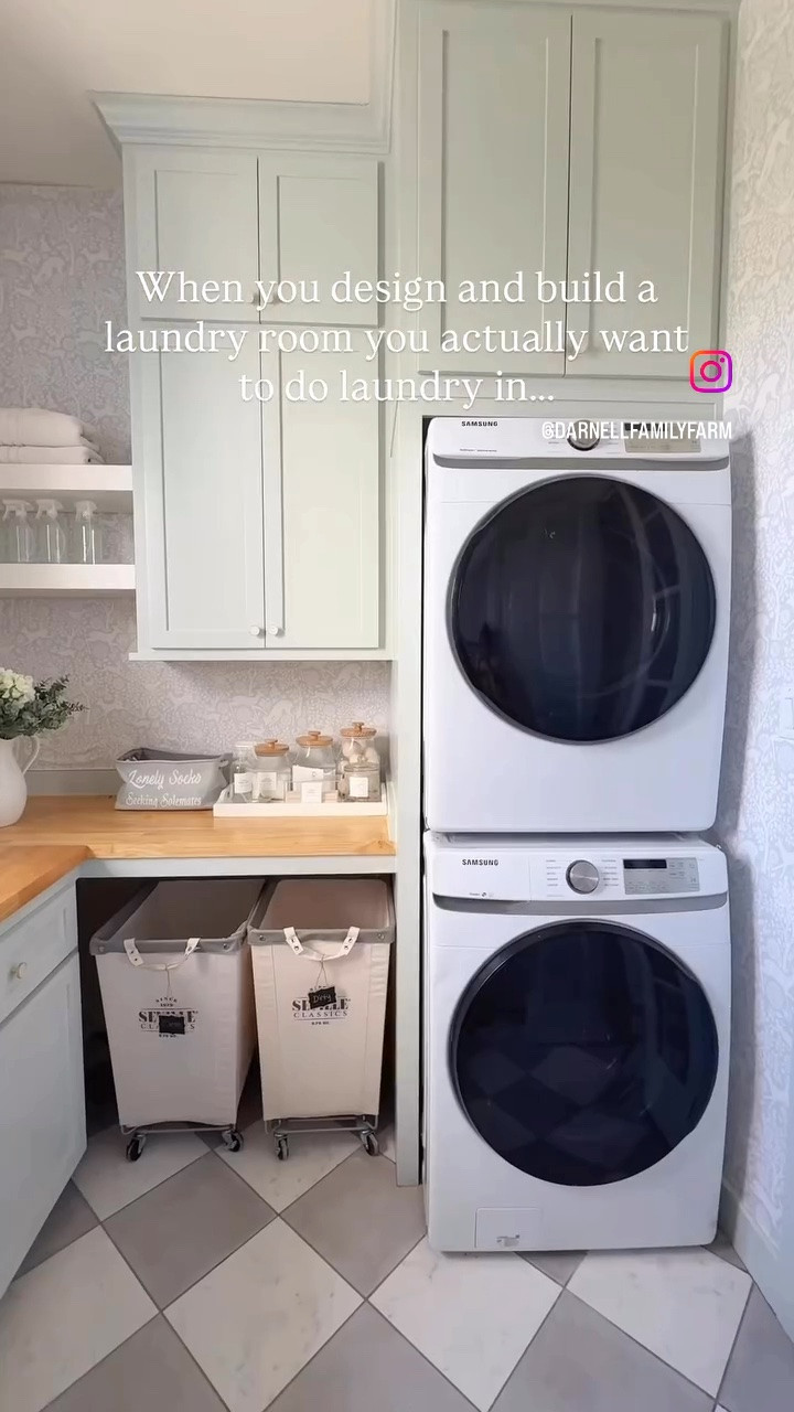 Coastal country laundry room. Pet friendly laundry room

#LTKmomlife #LTKHome #LTKmorningroutine