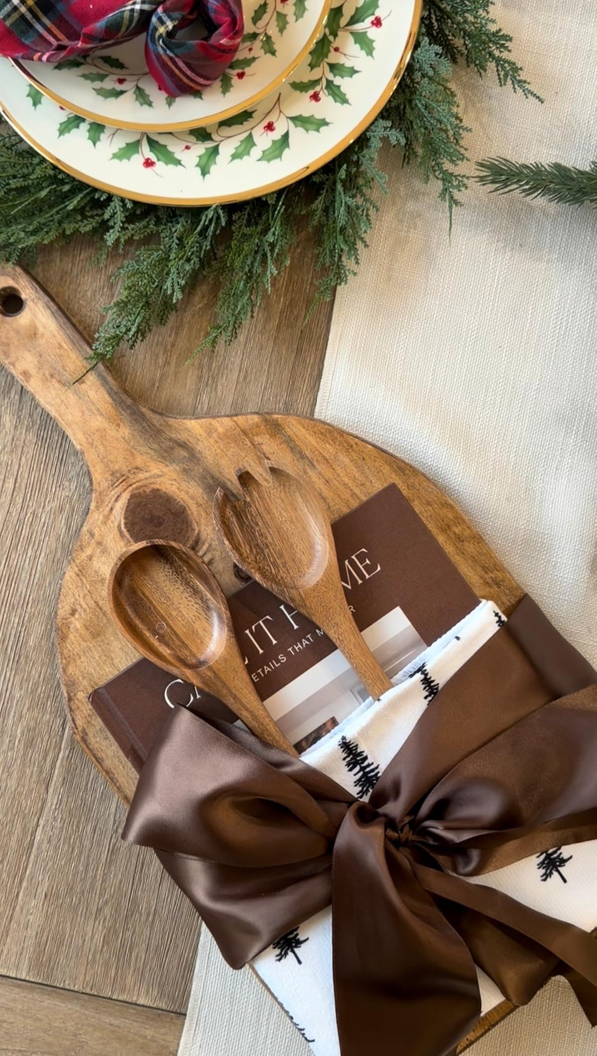 A little something to say thank you for hosting 🤍 Thoughtful, useful, and perfect for any gathering—this hostess gift is such an easy win.

Hashtags:
#HostessGift #ThankYouGift #AmazonFinds #GiftIdeas #ThoughtfulGifts #EntertainingEssentials #HomeGiftIdeas #EasyGifting #AffordableFinds #HostingWithStyle #pleasantlybuilt #christmashostessgift
 

 #LTKGiftGuide #LTKHoliday #LTKSeasonal