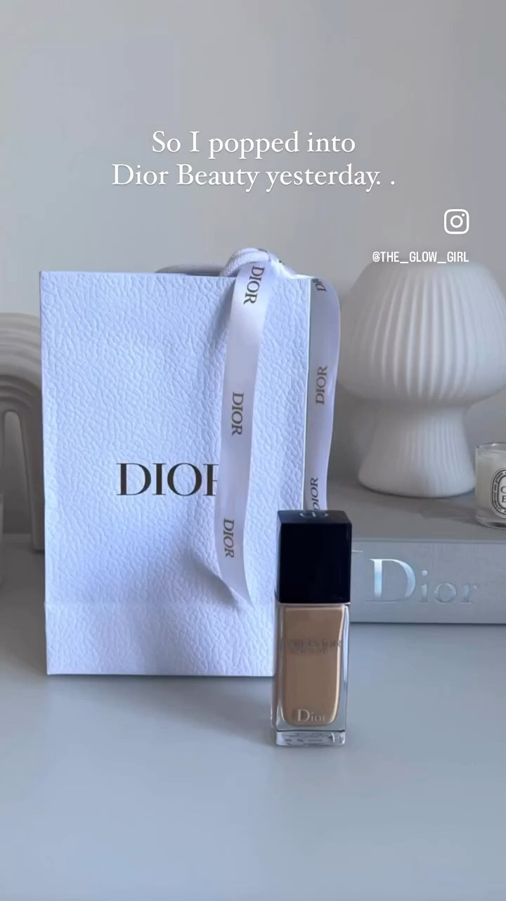 Dior Forever Skin Glow Foundation , medium coverage , buildable , leaves skin with a subtle elegant sheen , demi matte not super dewy so good for oily skin as well as normal - dry skin . Lasts well ans even coverage , good for some one who wants more coverage than a tinted moisturiser or skin tint . 
•
•
•
•
•
•
Dior makeup , Dior beauty , Dior foundation , foundation , base , glowy skin , glowing skin , natural makeup , glowy makeup , Demi matte , luxury makeup , luxury beauty , high end beauty 

#LTKunder50 #LTKbeauty #LTKeurope