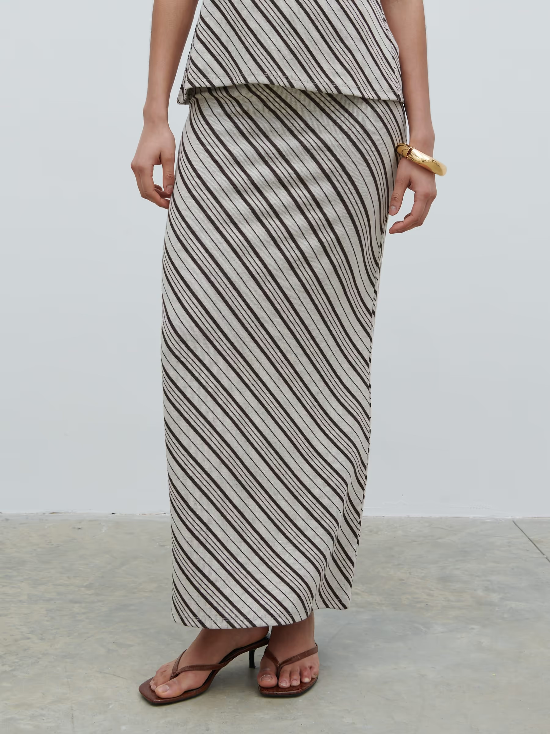 Kali Jersey Skirt | Pretty Lavish (UK)