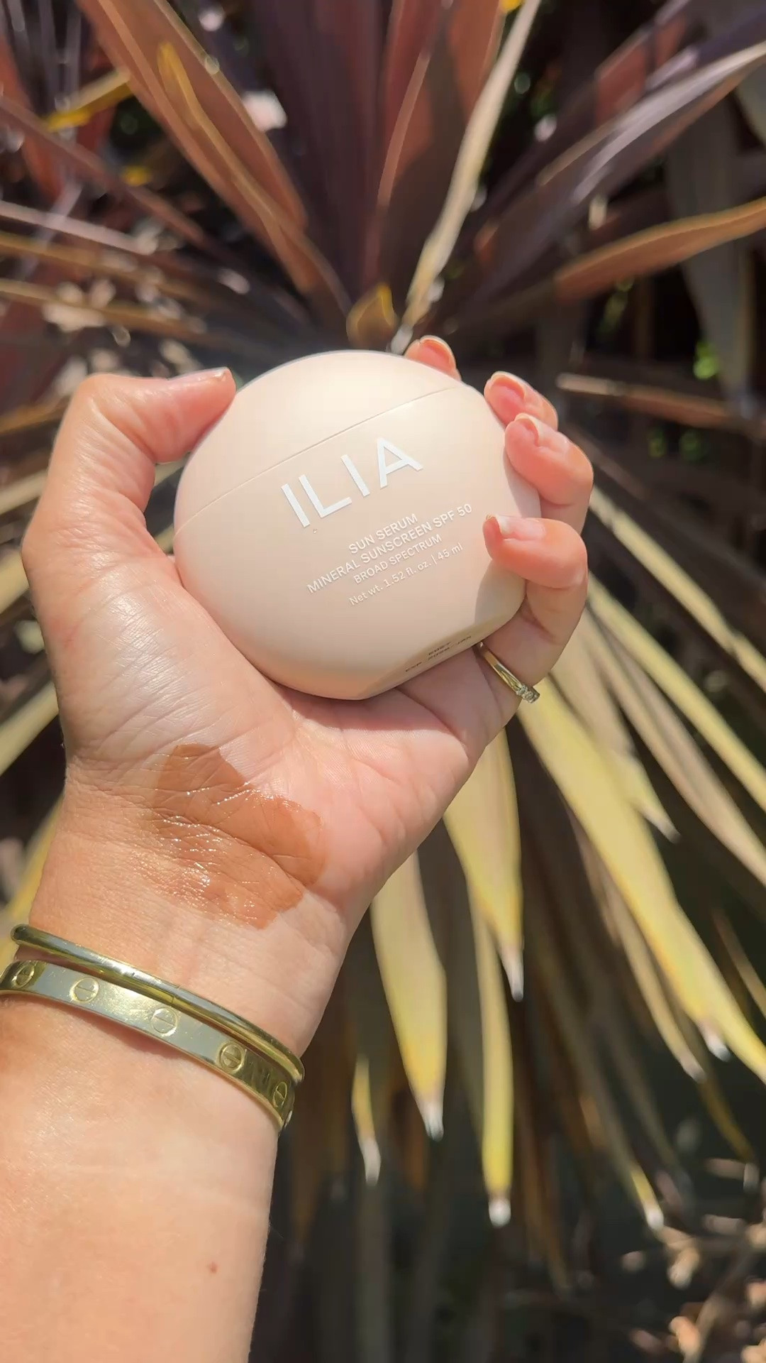 Mineral SPF50 and controls oil for up to 12 hours…excellent. Shade is medium deep (good for my medium olive skin). 🌞💎

#LTKdayinmylife #LTKBeauty #LTKgrwm
