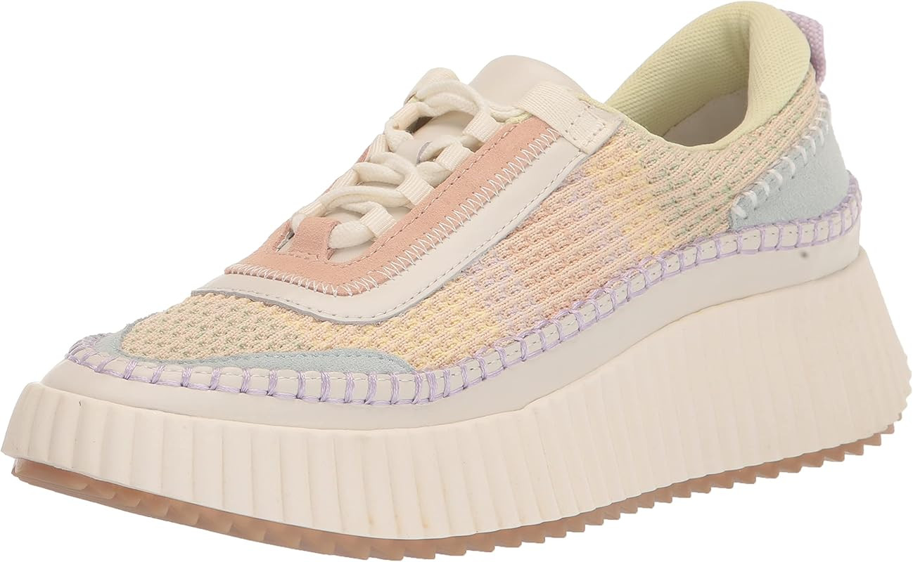 Dolce Vita Women's Dolen Sneaker | Amazon (US)
