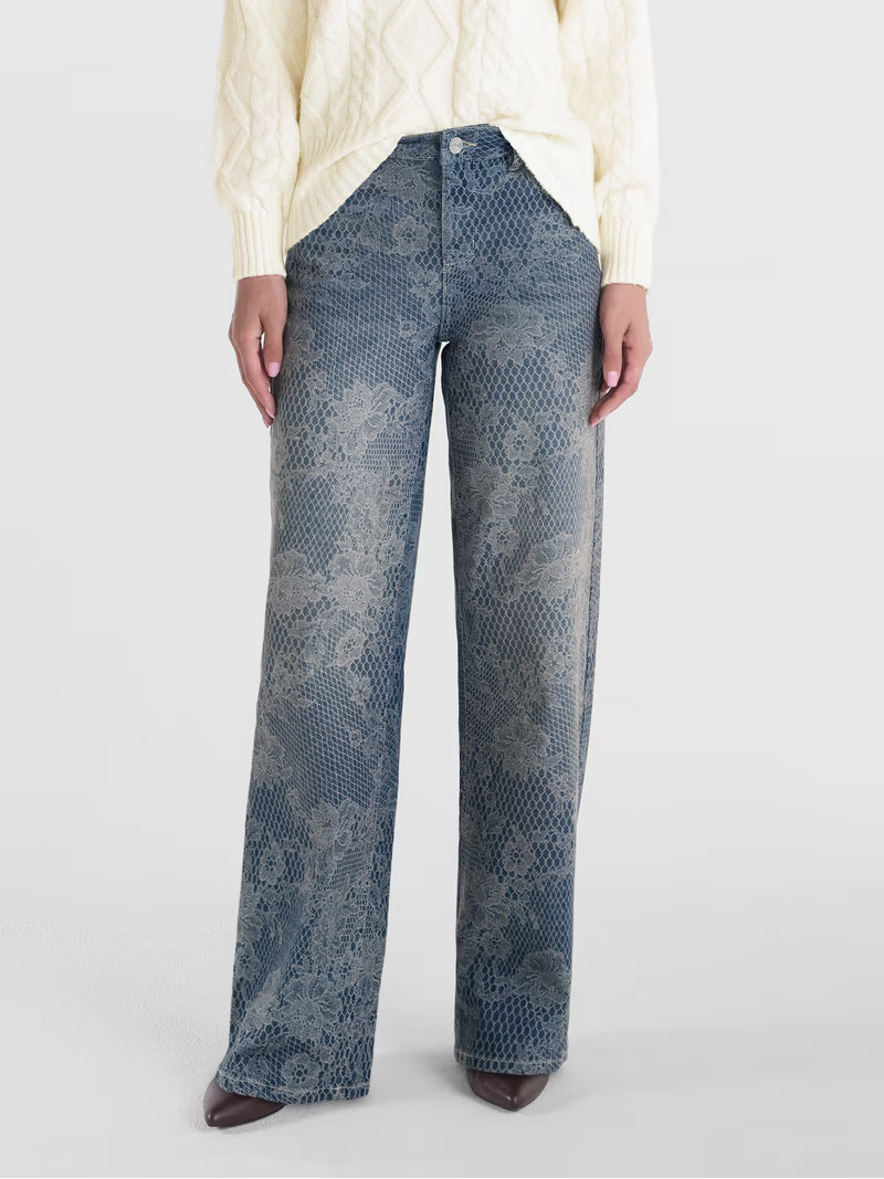 Madden NYC Women's The It Girl Ultra 90s Jeans, Sizes 00-18 | Walmart (US)