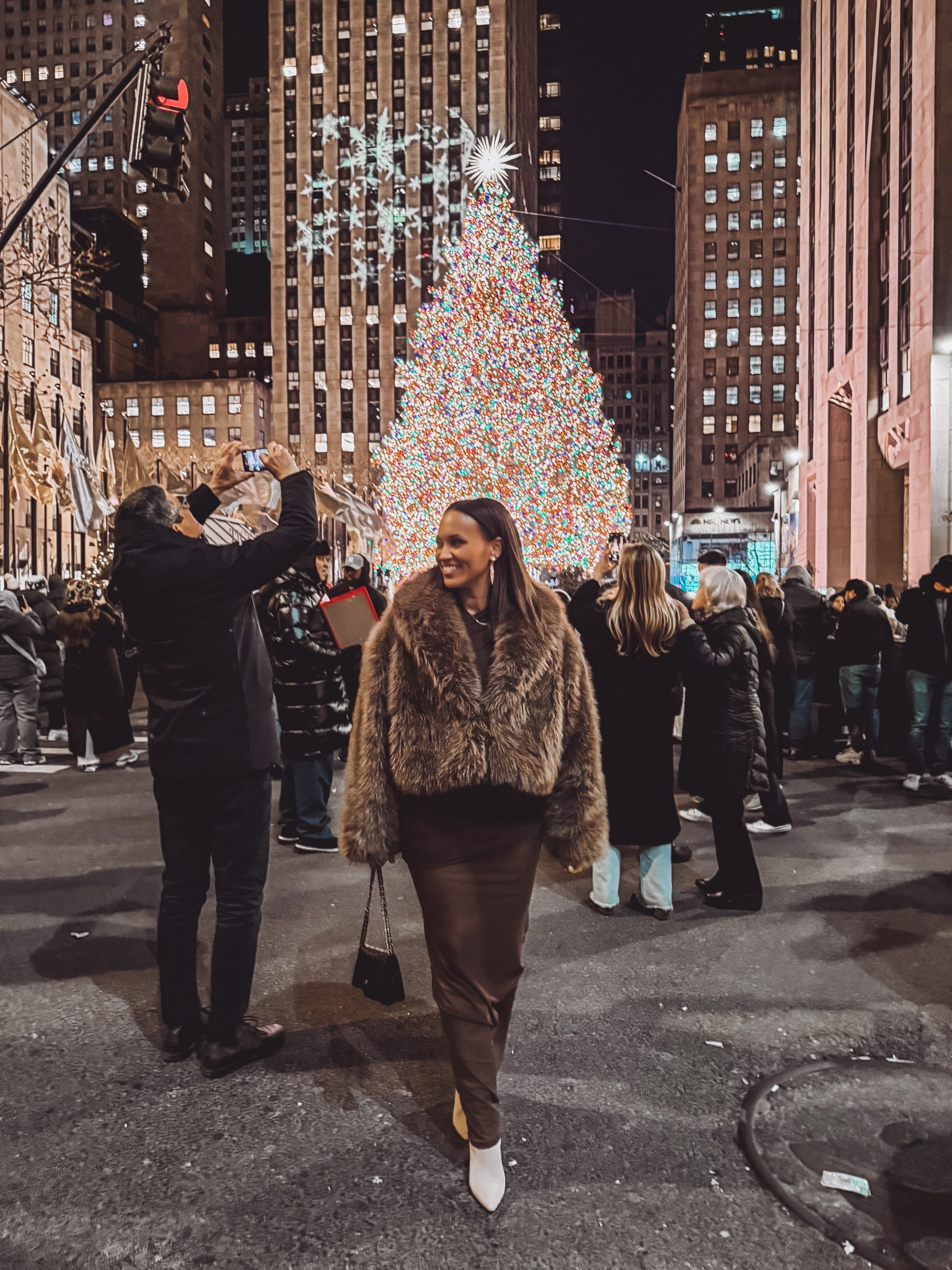 NYC at night 

Exact matches not available 

#LTKgrwm #LTKSeasonal #LTKootd