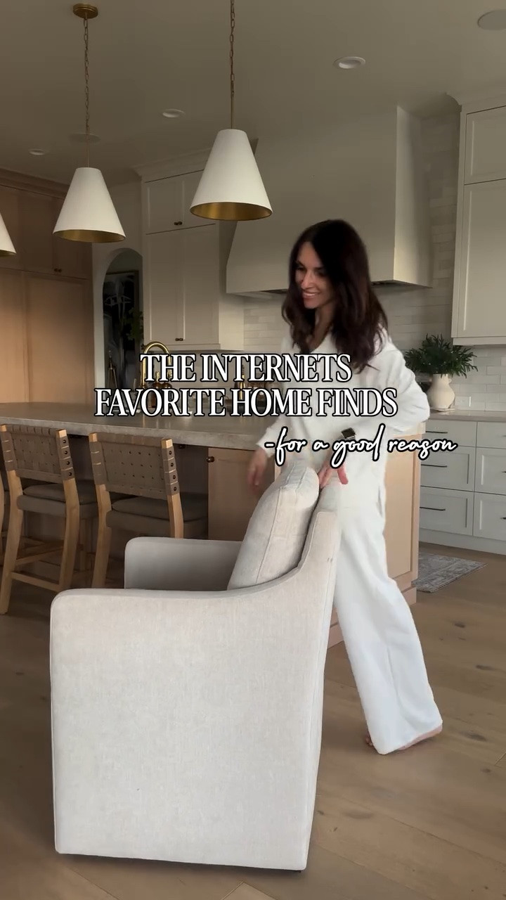 These are the pieces people constantly ask me about because they give that high-end, designer look without the luxury price tag. The kind of finds that instantly make a home feel more elevated, custom, and pulled together.

Designer look · smarter spend ✨

#amazonhome #homefinds #luxuryforless #interiordesign #amazonmusthaves

@Wayfair @Wayfair

#LTKHome #LTKSaleAlert