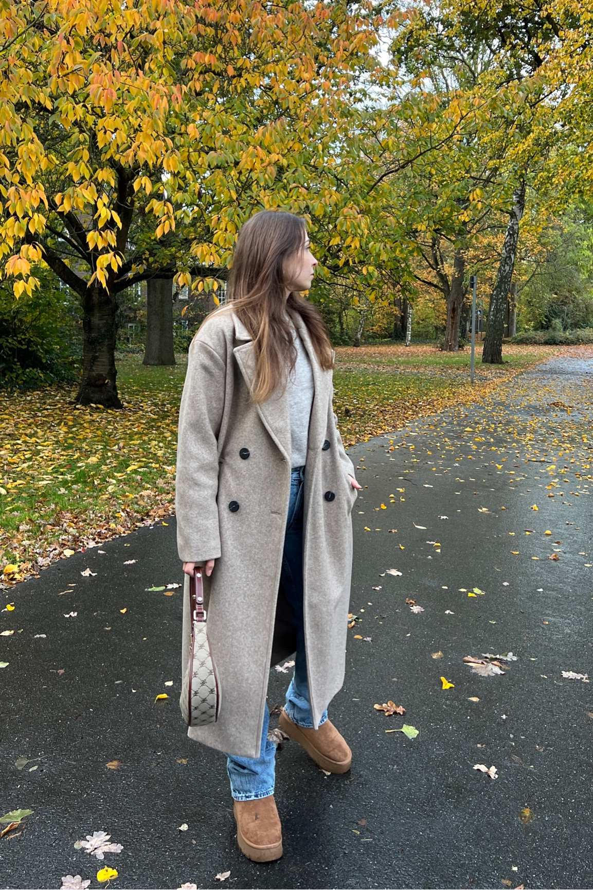 Simple winter outfit for a winter walk #LTKGift ❄️ 

#LTKSeasonal #LTKeurope #LTKstyletip