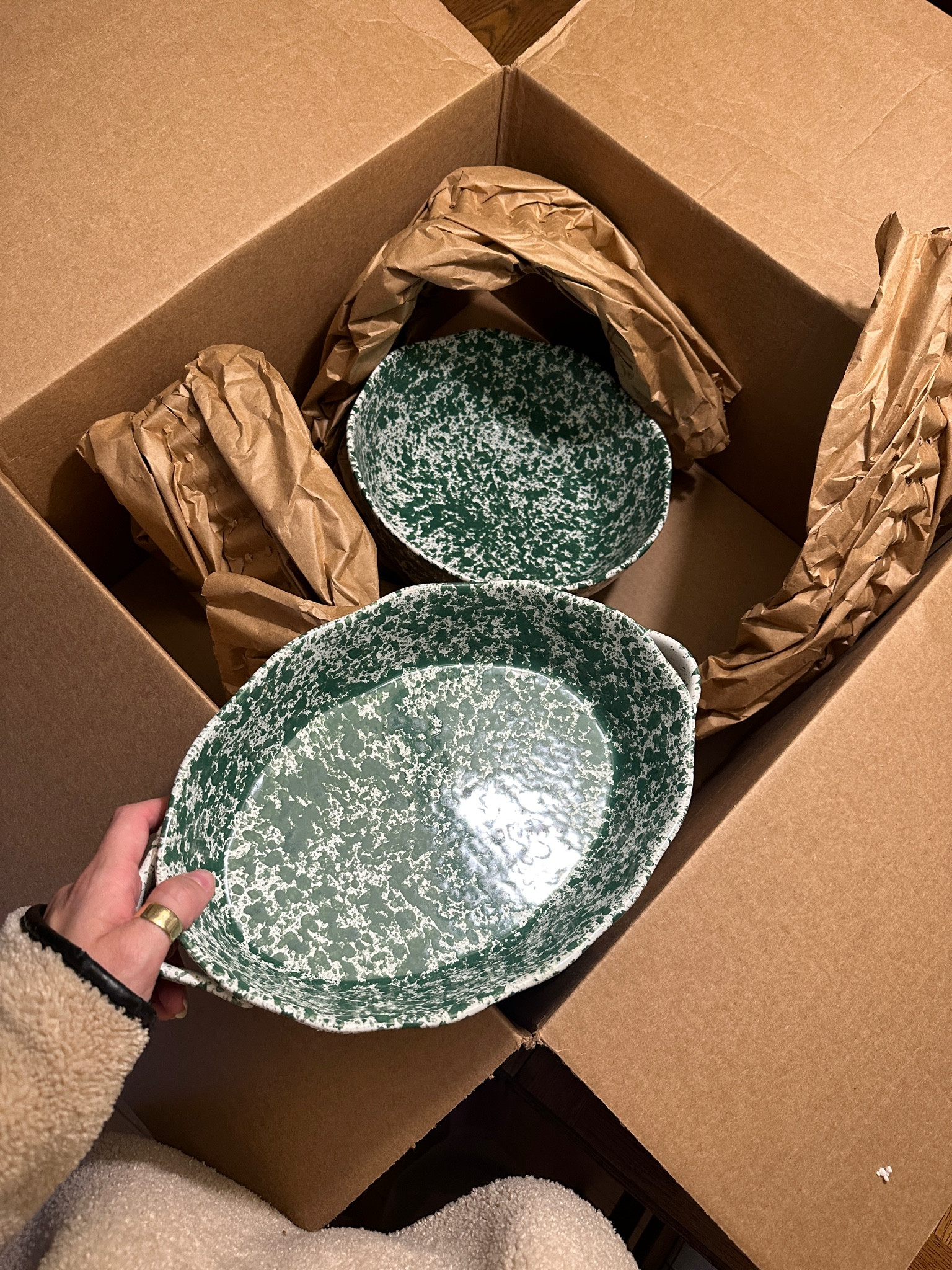 Thanksgiving Serveware coming in! 🤍🦃  

#LTKSeasonal #LTKFamily