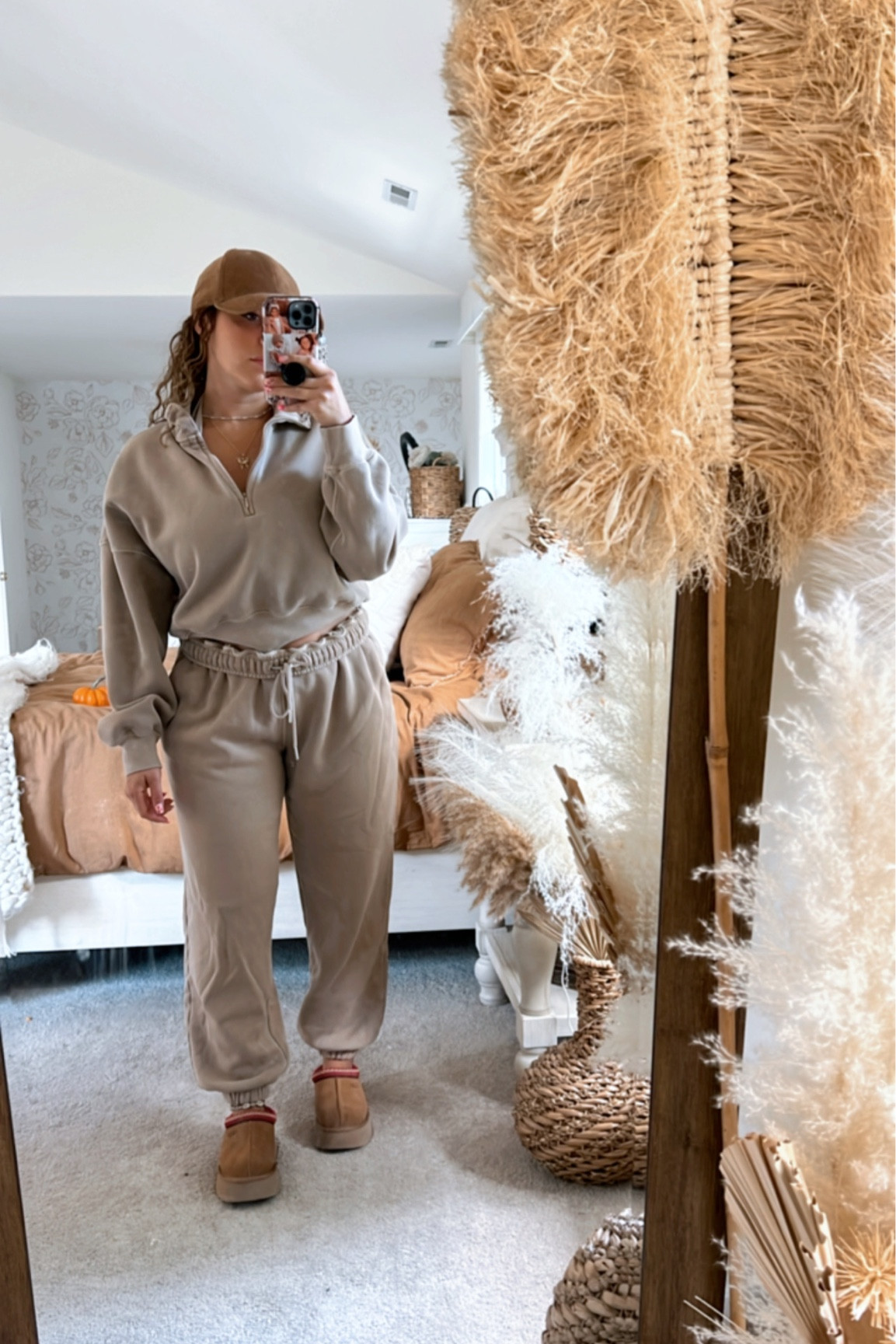 Super comfy and soft fall outfit / tazz uggs / a&f sweatpants and sweatshirt / corduroy hat 

#LTKstyletip #LTKsalealert #LTKSeasonal