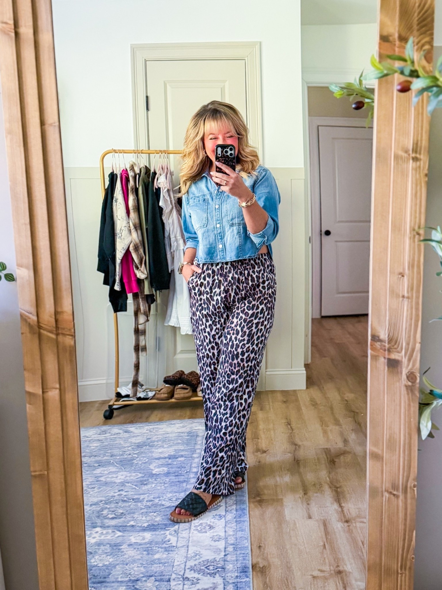 Comfy early fall ‘fit. 🍂

@amazon #amazonfashion #amazonoutfit #fall #falloutfit

#LTKootd #LTKgrwm #LTKMidsize