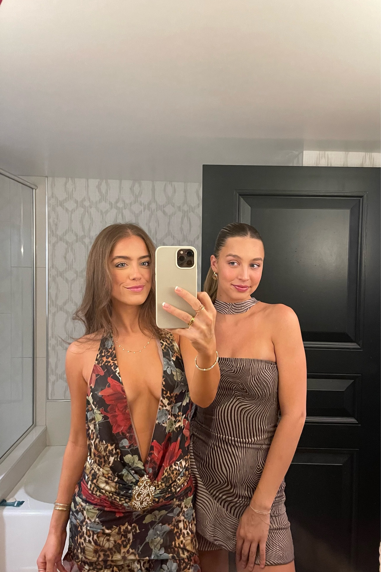 Vegas night going out dress

#LTKU #LTKStyleTip #LTKParties