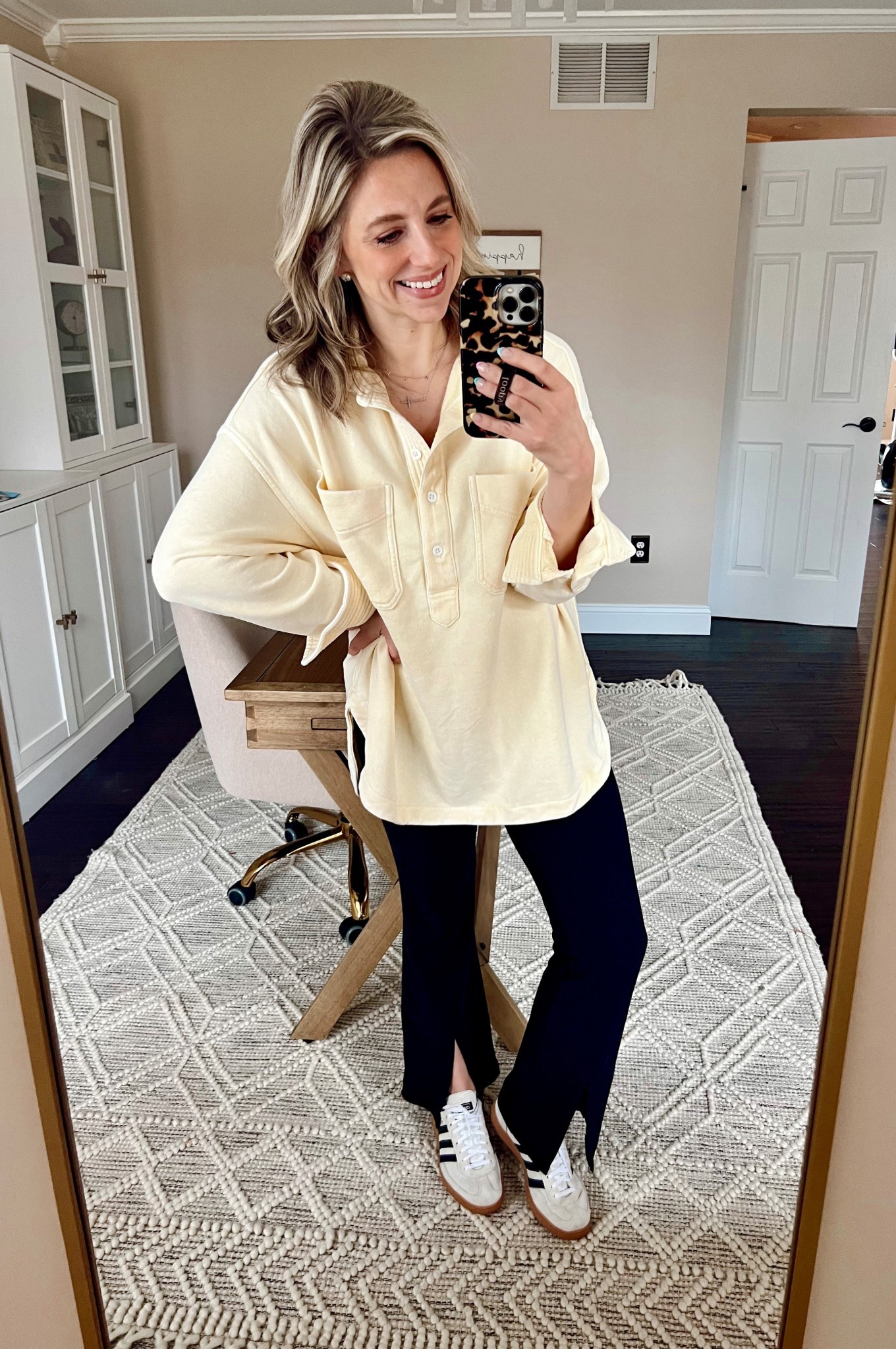 Snag my pullover for 20% off through the LTK app! Wearing a medium and it’s def oversized and legging friendly. 🍋💛⭐️

Aerie, aerie sale, leggings, adidas, comfy sweatshirts 

#LTKFindsUnder50 #LTKSaleAlert #LTKSpringSale