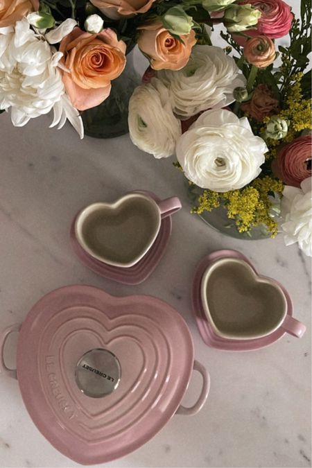 Valentine’s Day essentials from Le Creuset 🌸💕 

#LTKSeasonal #LTKhome #LTKGiftGuide
