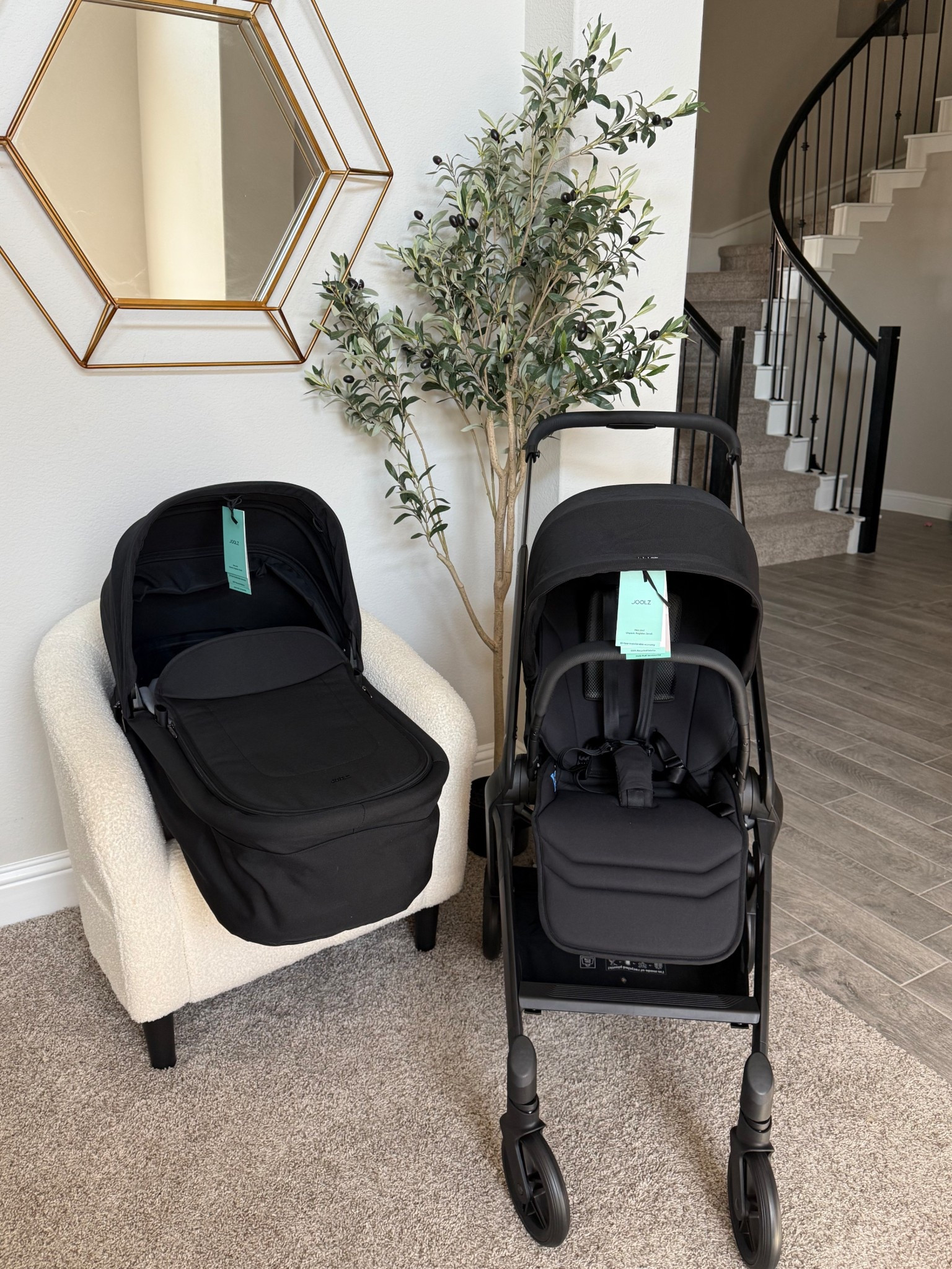  Christmas came early! So excited to use this Joolz stroller and cot with our newest addition when she gets here 🥹


#LTKHoliday #LTKBump #LTKBaby