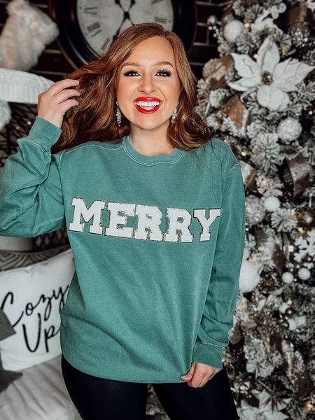 Custom letter patch shirt from
United monograms ! “Merry” comfort colors in green size medium 



#LTKSeasonal #LTKHoliday #LTKGiftGuide