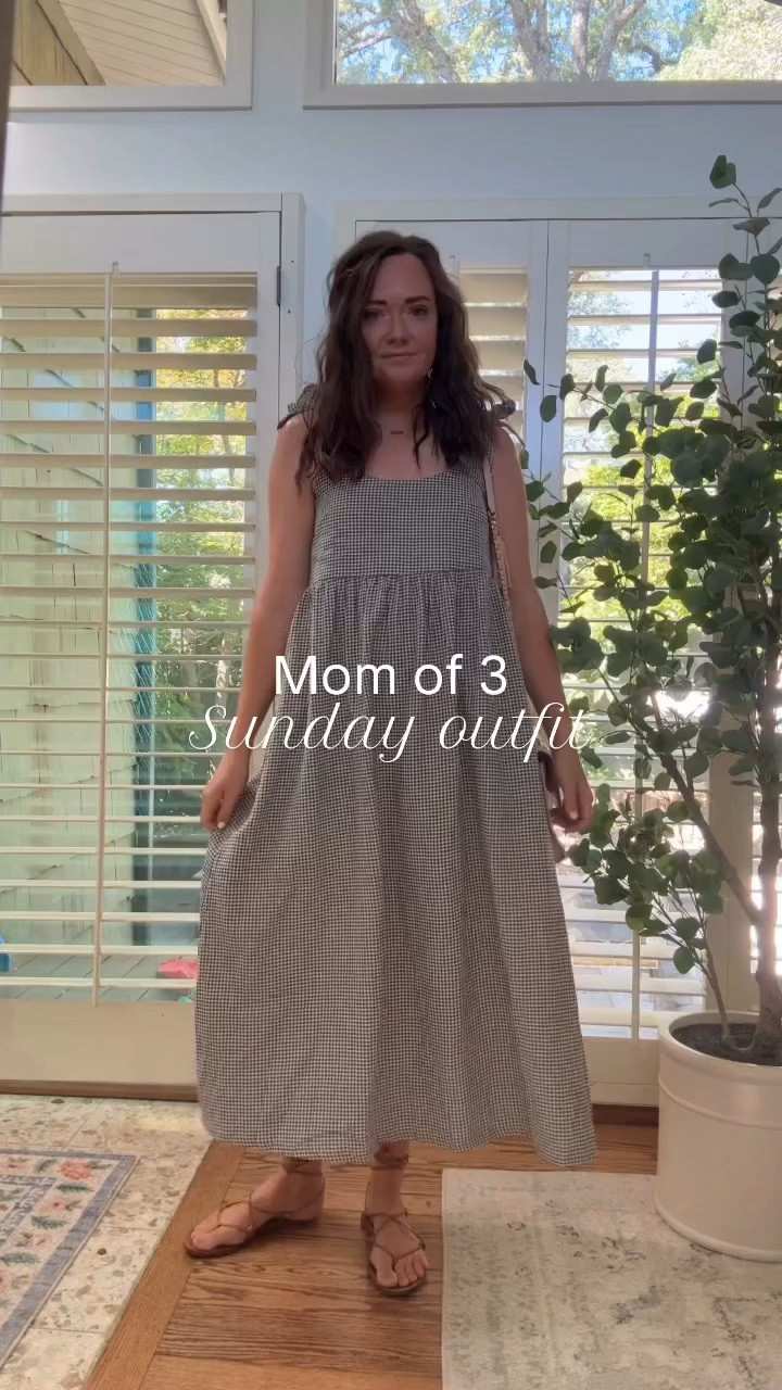 What I wore on Sunday, as a mom of 3 who loves to feel cute and comfy, always. 🤍 This would be a perfect church/baby shower/girls day/winery/anything where you want to feel cute and put together simply by putting on a dress (seriously- it’s so stinking cute!!!) … the bow details on the shoulders, the POCKETS! 🙌🏻 I love. I wore this to a friend’s baby sprinkle and got so many compliments. 

Use my code KATIEDIDWHAT to save 10% off your order at @neuflorawardrobe 🎀