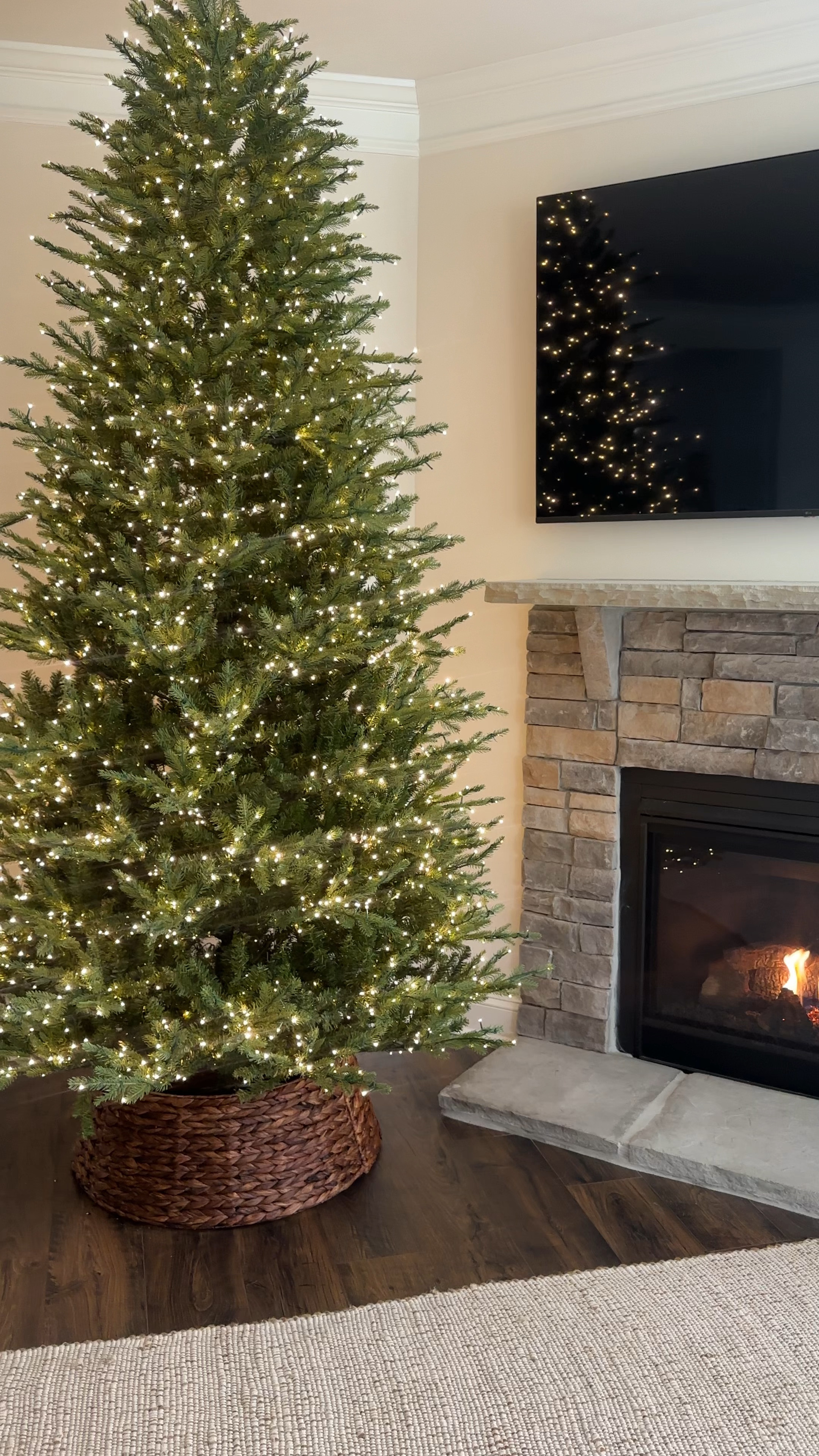 Grand duchess Christmas tree #ltkseasonal

#LTKSeasonal #LTKHome