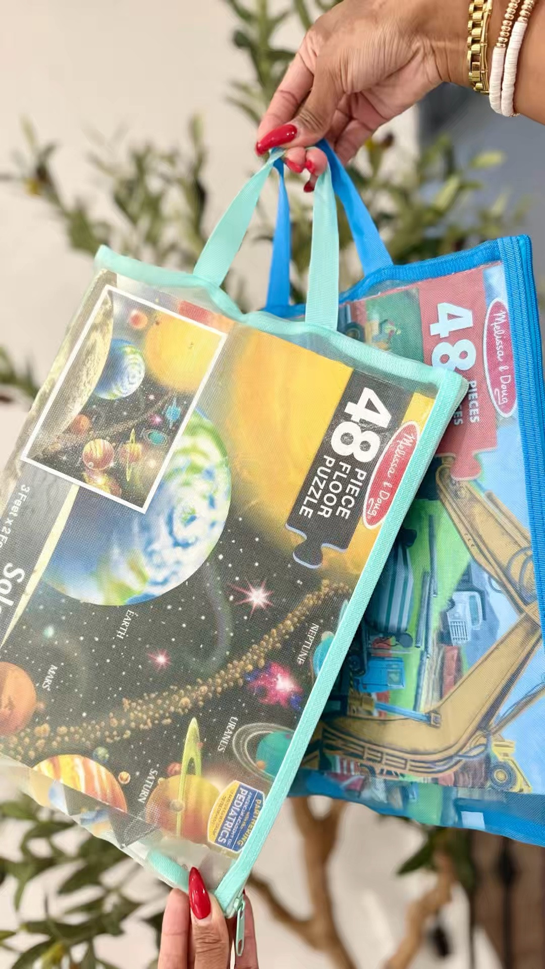 POV: you’re tired of puzzle pieces & bulky boxes taking over your house 😅

Finding a good way to store large-scale puzzles (without losing pieces or making a mess) has been a STRUGGLE over here…

But I finally found a simple solution 👏🏽
These large zipper pouches from @target fit our 48-piece puzzles perfectly, keep everything contained, and the handles make it so easy to grab and go from room to room.

Mom win ✔️
Clutter controlled ✔️
Kids still having fun ✔️

Saving this idea for every parent in their puzzle era 🧩

✨ Save this for later + comment “PUZZLE” and I’ll send you the link to shop!

  #homeorganizationtips #momlifehacks #playroomorganization #toyorganization #targetfinds🎯

#LTKmomlife #LTKKids