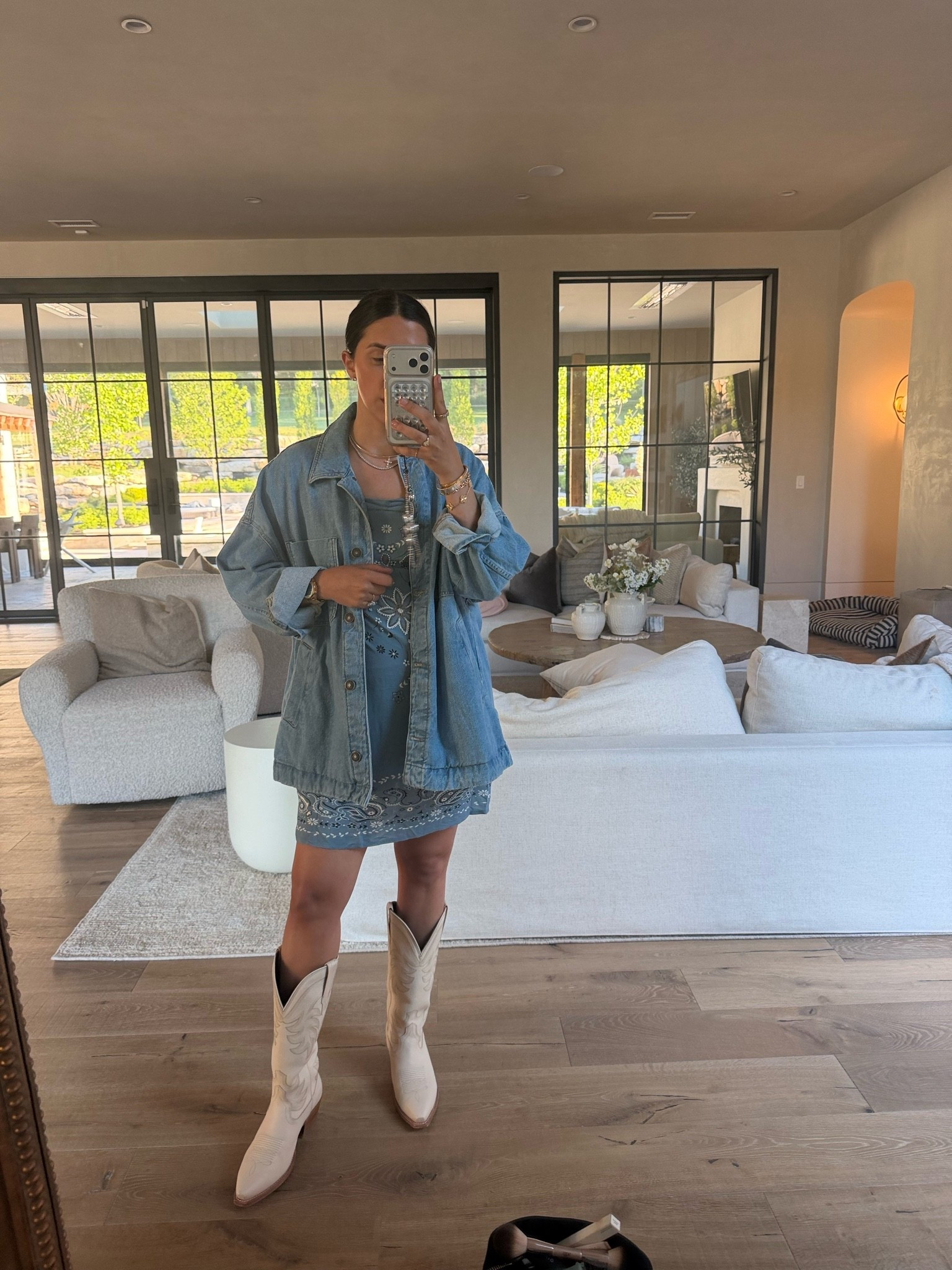 A little rodeo outfit for the night!!🤠
Dress: medium 
Jacket: small

Dressupbuttercup.com #dressupbuttercup #dederaad

#LTKgrwm #LTKmomlife #LTKSeasonal