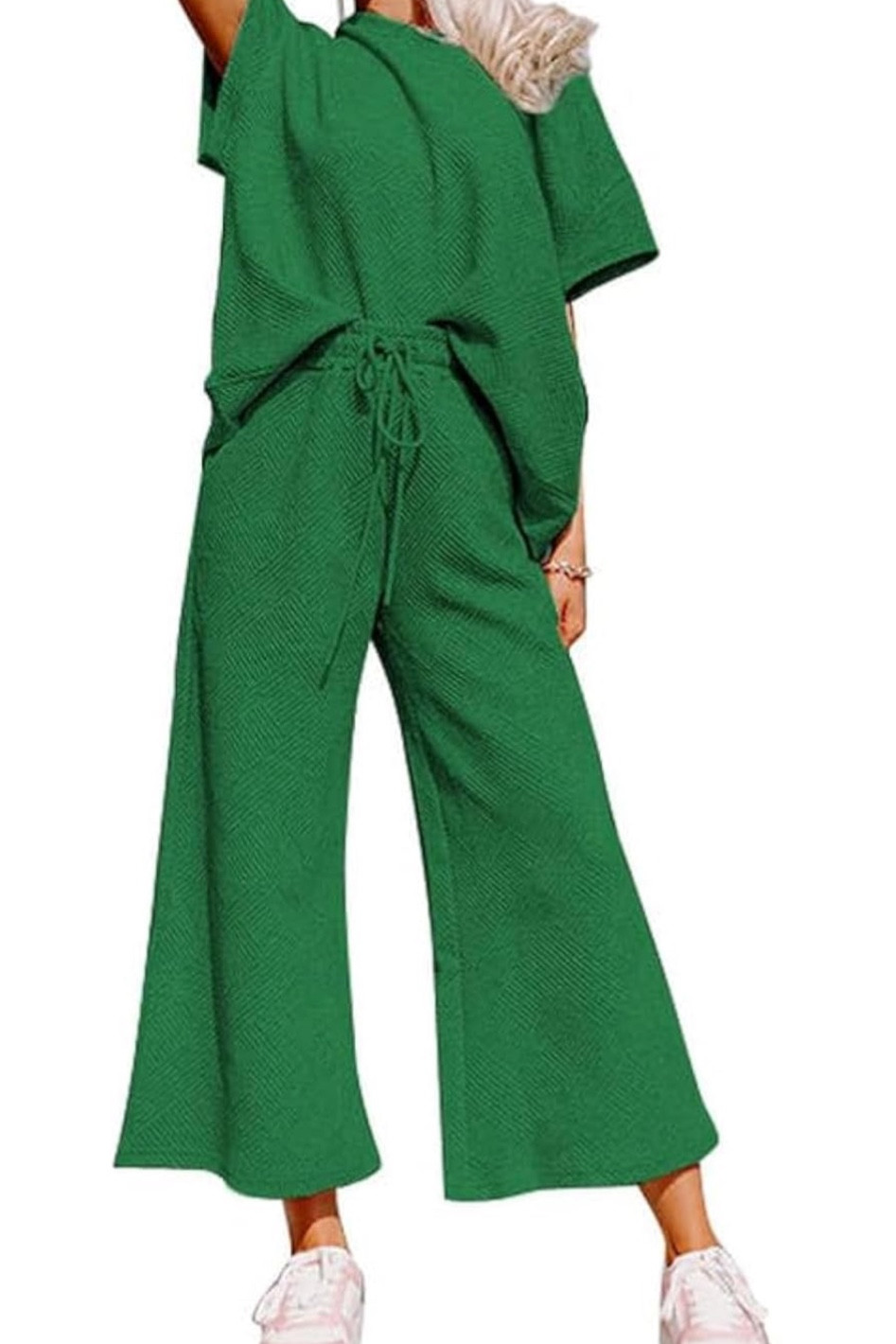This set is really good quality. Did not stretch out throughout the day. I got a size Large 

#LTKPetite #LTKMidsize #LTKootd