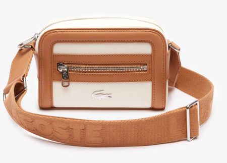 WOMEN'S SMALL NILLY PIQUÉ SHOULDER BAG by Lacoste

Fly the Lacoste flag with this bag, made from our iconic piqué fabric. A practical design featuring contrast trim and a branded strap for extra croco-style. A versatile piece with clever compartments for all your things

#LTKWorkwear #LTKItBag #LTKStyleTip