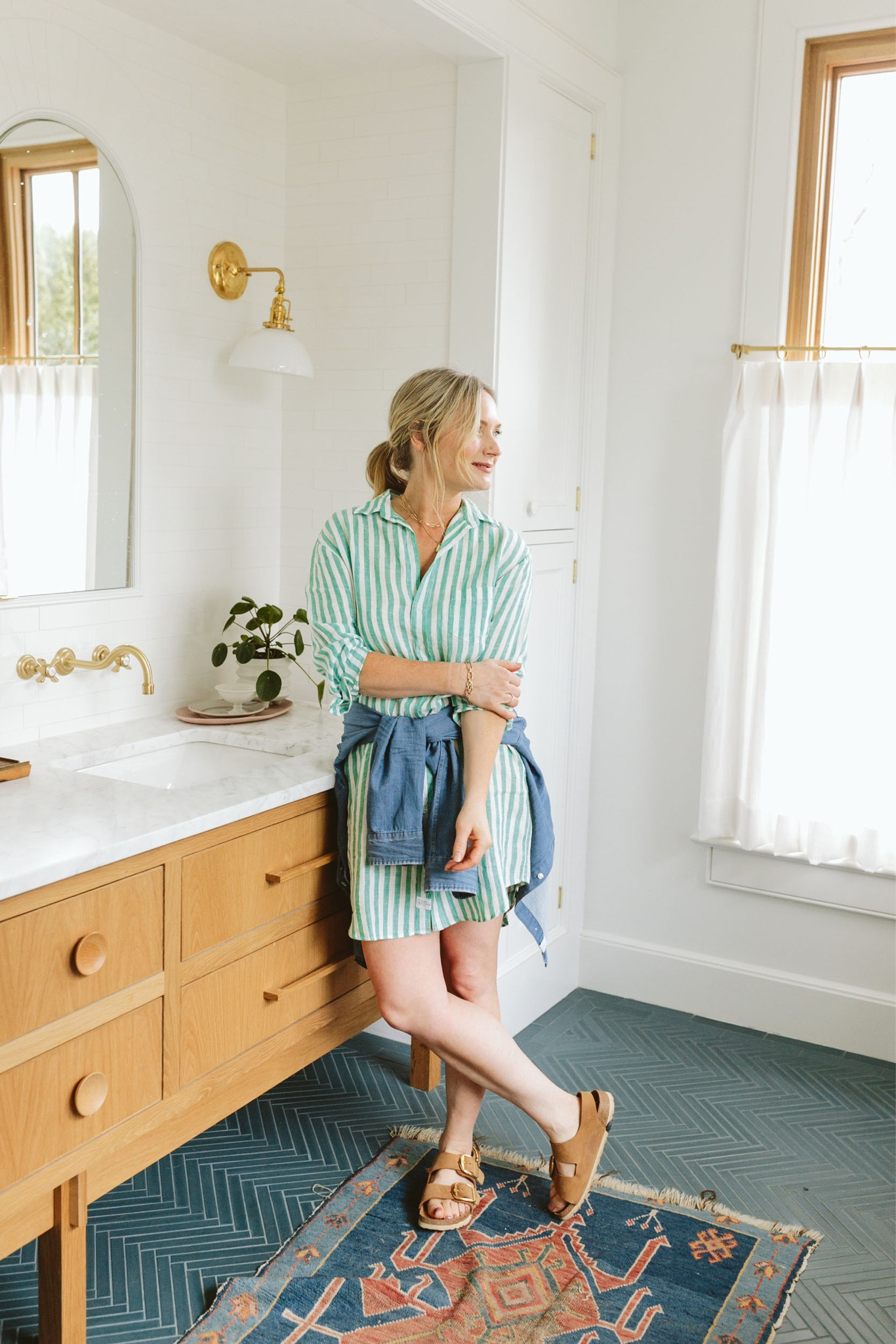 she’s easy, she’s breezy, and she’s ready for warmer weather! Love this throw-on-and-go spring dress (and adding a little shape with a chambray shirt around the waist). 

#LTKSeasonal #LTKstyletip #LTKover40