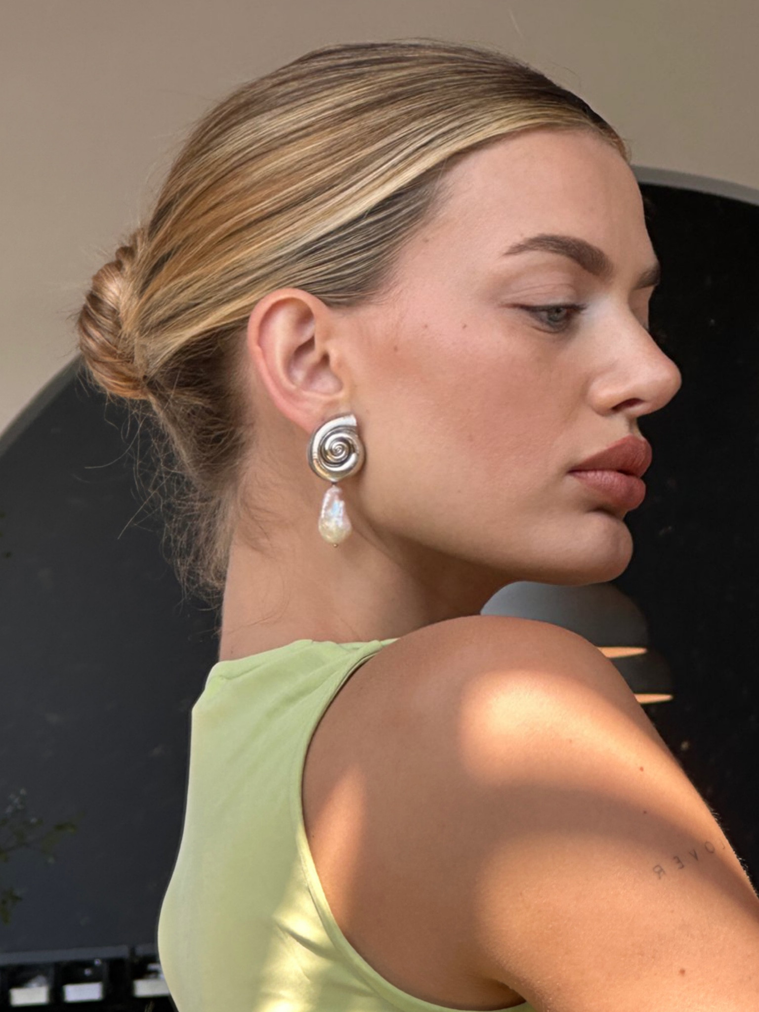 Silver 🥹🐚

#LTKFind #LTKstyletip #LTKSeasonal