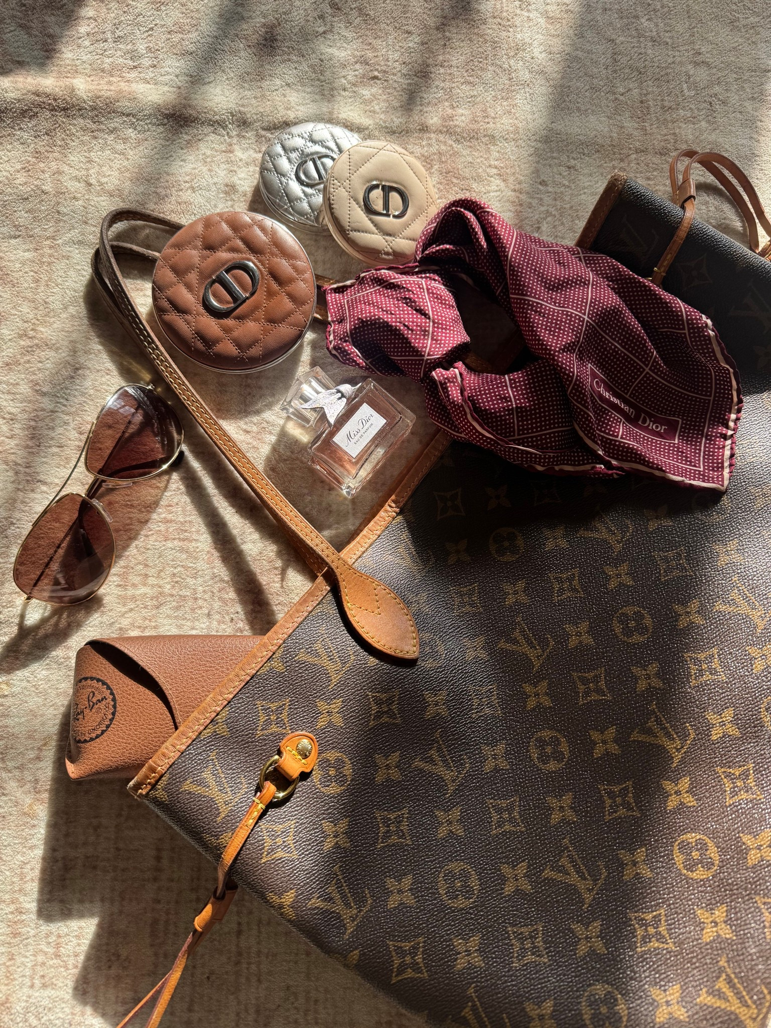 Miss Dior 
Christian Dior 
Ray Bans 

#LTKdayinmylife #LTKgrwm #LTKootd