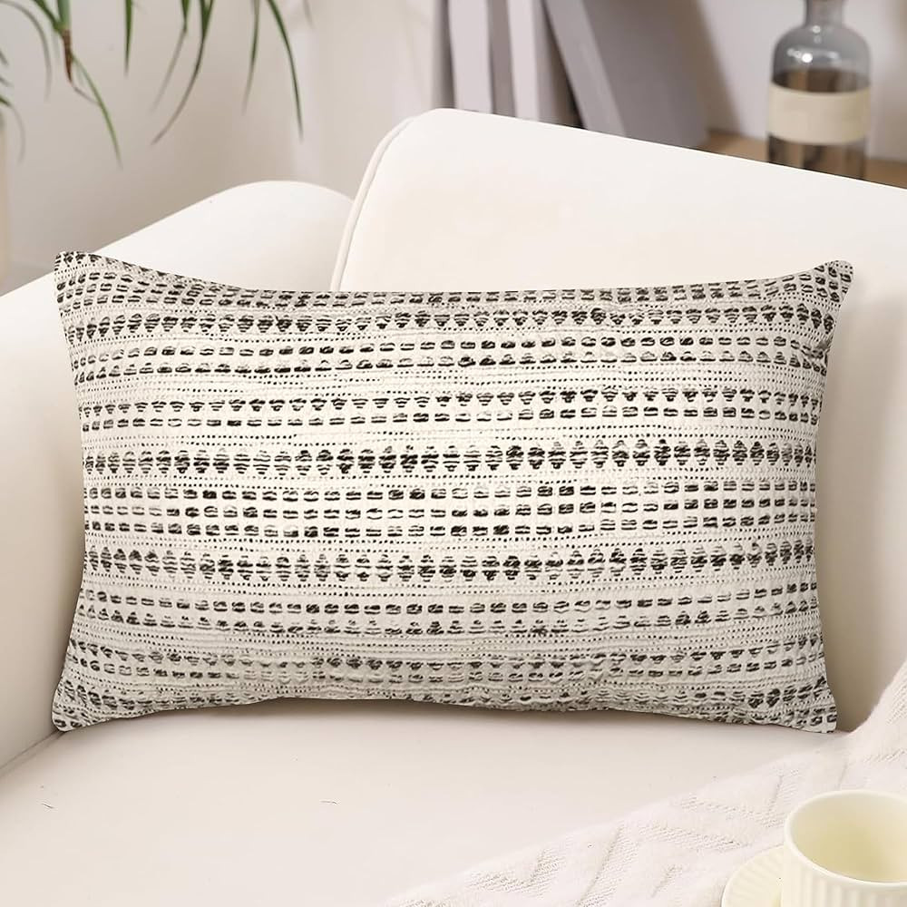 Chardin home Lana Boho Pillow Cover, Handwoven Decorative Throw Lumbar Pillow (Set of 2). Soft Wa... | Amazon (US)