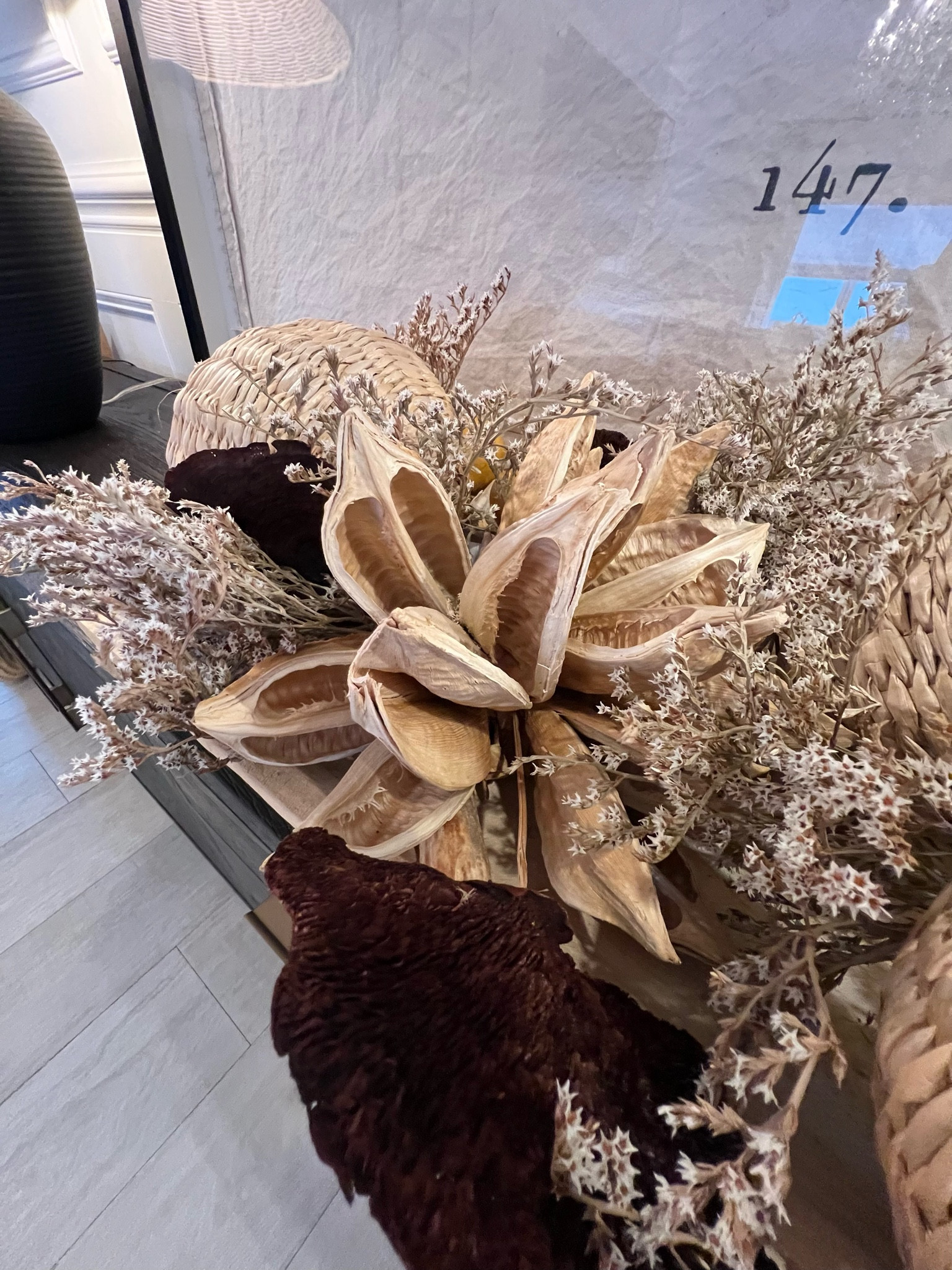 Fall Decor

#LTKHome #LTKStyleTip #LTKSeasonal