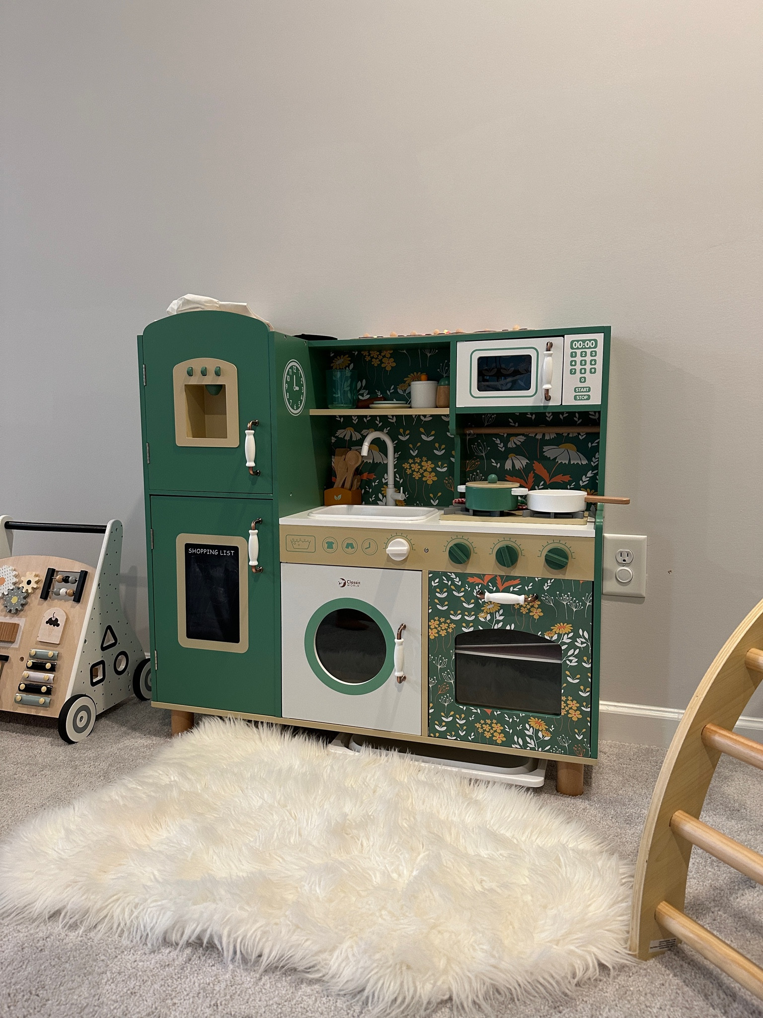 Emmy’s favorite playroom item, her kitchen, is on sale!! I was looking for something a little different than a plain white one and we loveee this one!

#LTKHoliday #LTKHolidaySale #LTKkids