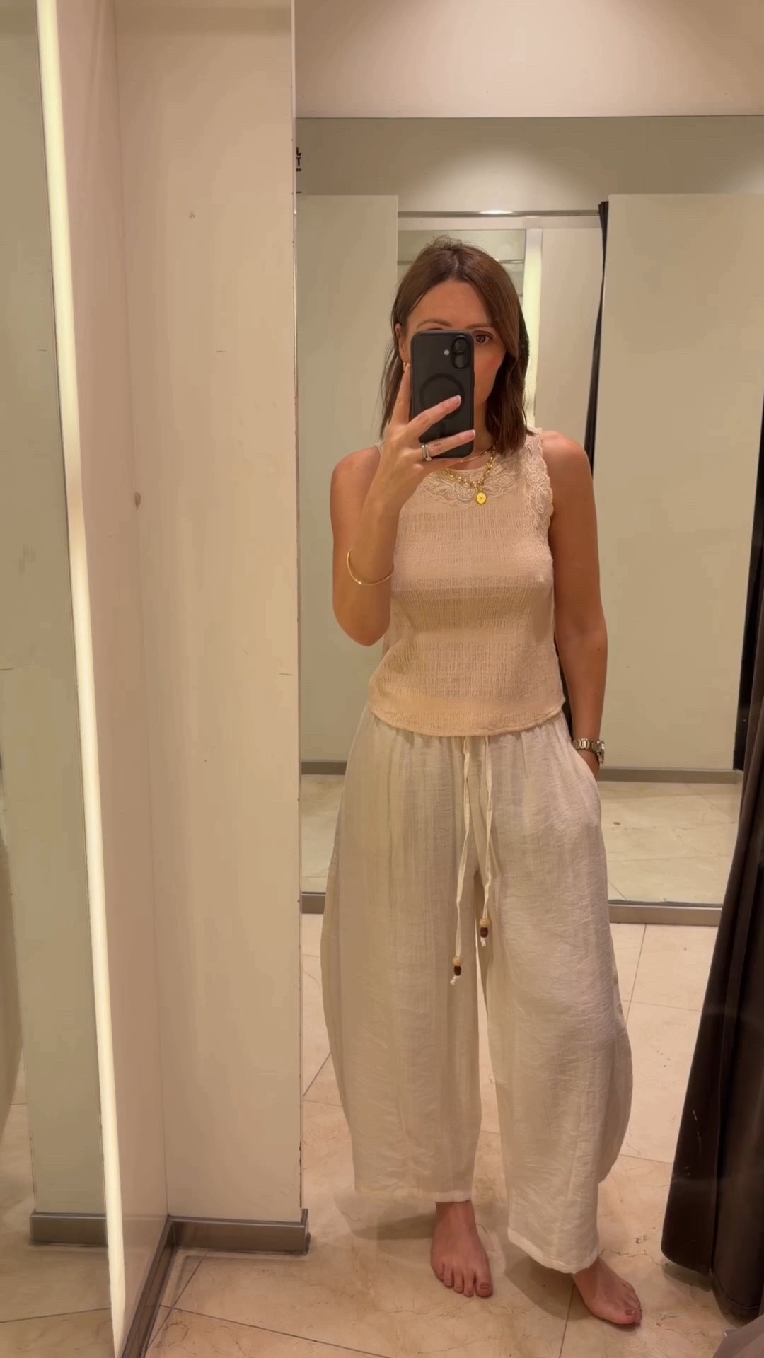 A little outfit I tried on in Zara, wearing a small in the top and xs in the trousers

#LTKuk #LTKsummer