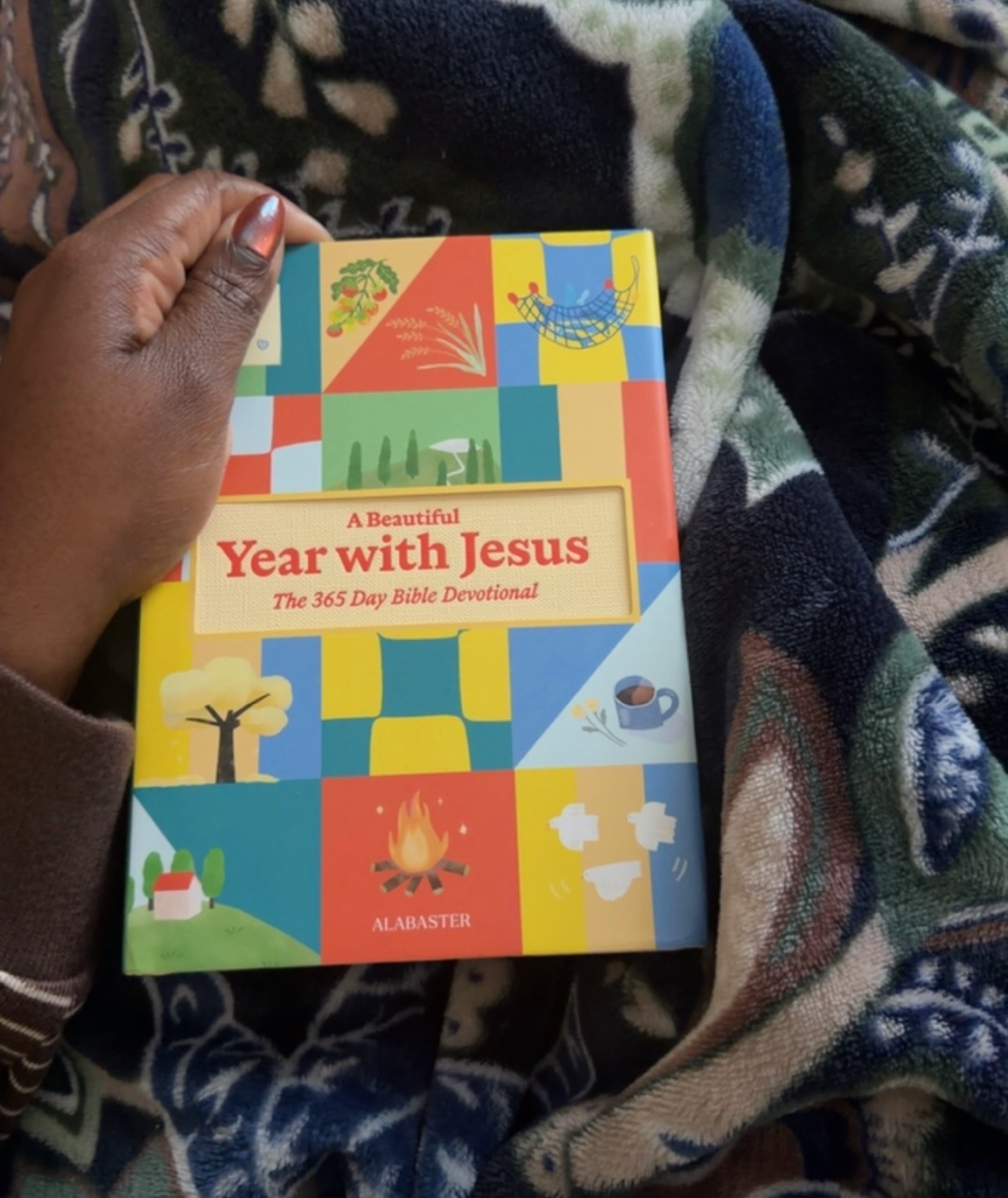 New devotional that I just picked up. Easy 5-min read per day! 🙏🏽💛

#LTKdayinmylife #LTKselfcare #LTKmorningroutine