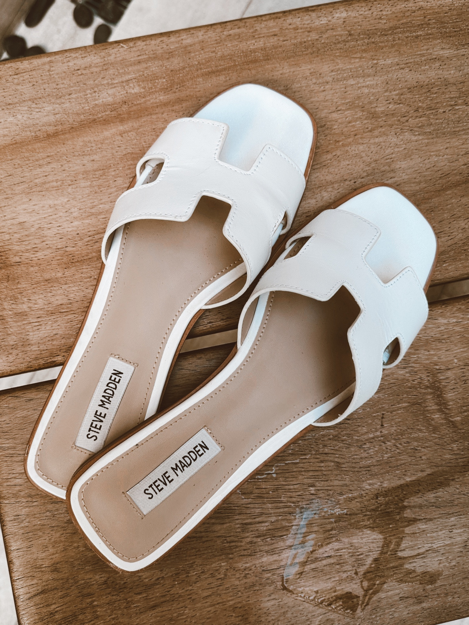 One of my favorite sandal slides on sale for $30 off this weekend! If between sizes size up. i am 9.5 usually and ordered size 10. i have three colors and they are super comfortable to walk in! 

#LTKtravel #LTKFind #LTKshoecrush