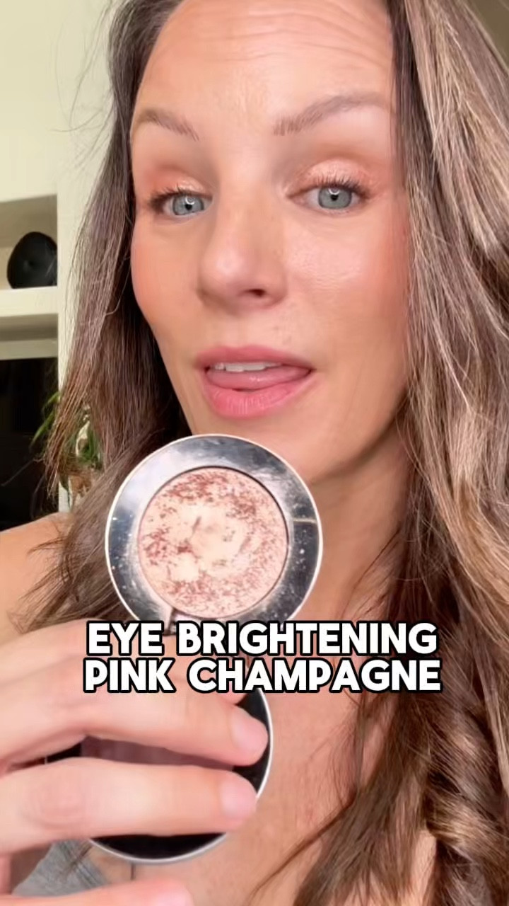  Glaze gives me bright, shimmering lids in seconds. The formula is ultra creamy, blendable, and doesn’t fade. I show the lid look + the intense foiled swatch on my hand so you can see the versatility. It’s luxe and lasts through the entire day.

#makebeauty #multichromeeyeyeshadow #beautyover40 #eyeshadow

#LTKBeauty #LTKOver40