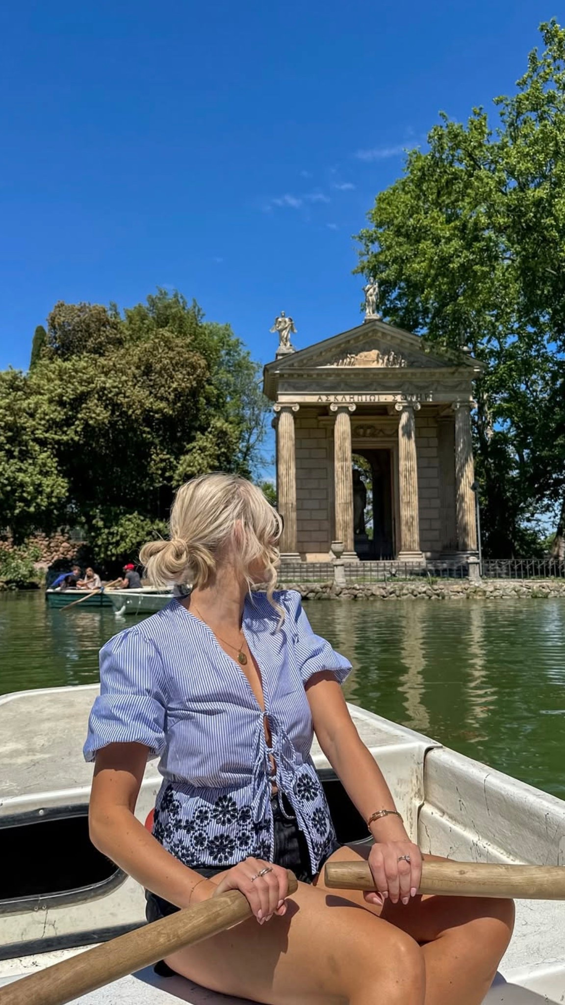 Rome daytime outfit 💕