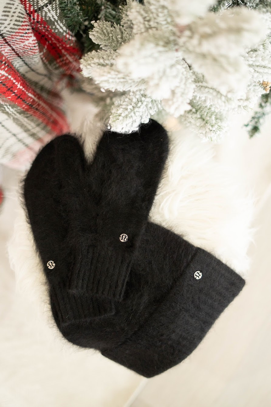 Cashmere gloves and beanie 

Casual winter outfits

fall fashion  casual outfit  jacket  fall trends  lululemon fashion  sweatshirt activewear  athlesiure  cozy outfits  cashmere gloves  beanie  mittens  leggings  gift idea  gift guide  winter coat  puffer jacket 

#LTKHoliday #LTKSeasonal #LTKGiftGuide