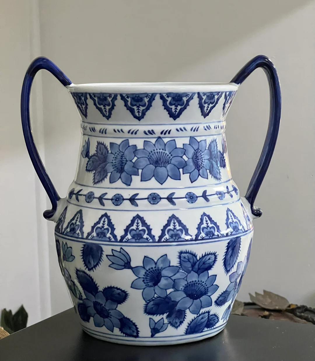 Vintage Blue and White Chinoiserie Double Handled Porcelain Vase - Etsy | Etsy (US)