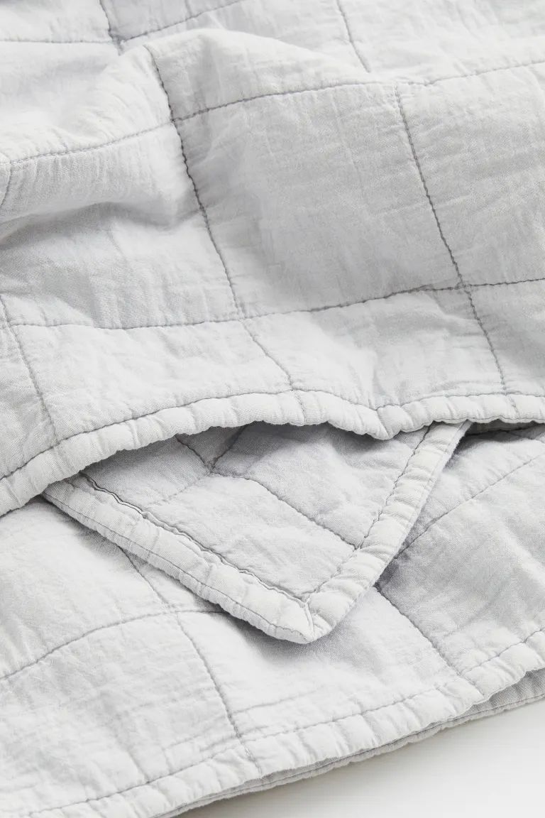 Quilted Bedspread | H&M (US + CA)