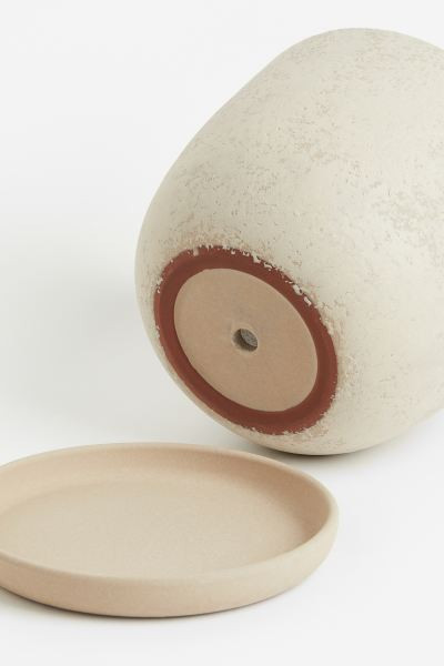Large Terracotta Plant Pot & Saucer | H&M (US + CA)