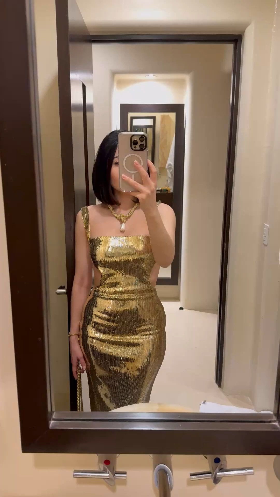 Good sequin dress and gold pearl drop statement necklace. I wore this outfit for NYE, but it would also be appropriate for Vegas, a bachelorette party, or a birthday!

