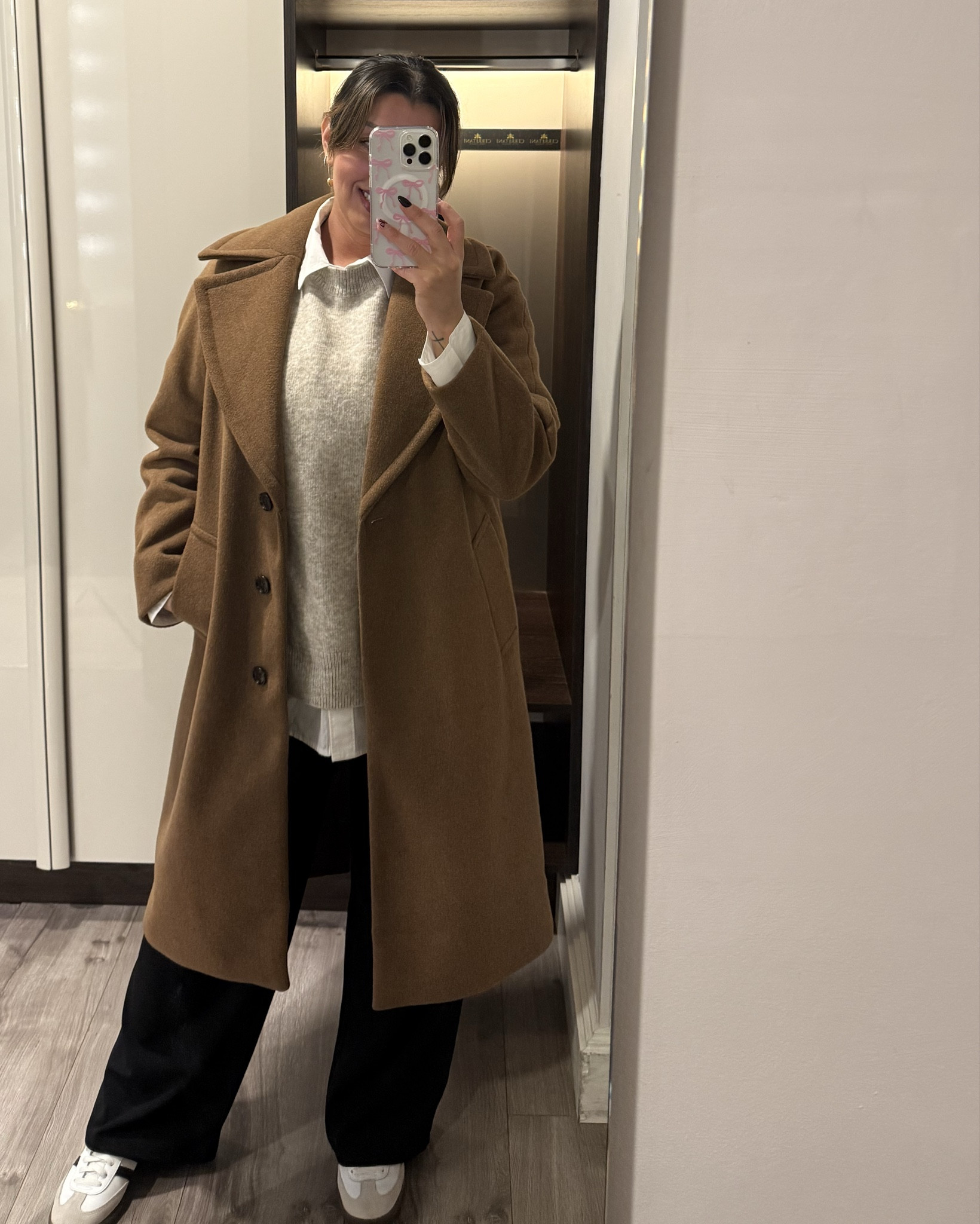 Florence, Italy outfits, Outfit of the day, classy outfit, chic outfit, cute outfit, classy look, mom style, ootd 

#LTKWatchNow #LTKTravel #LTKStyleTip