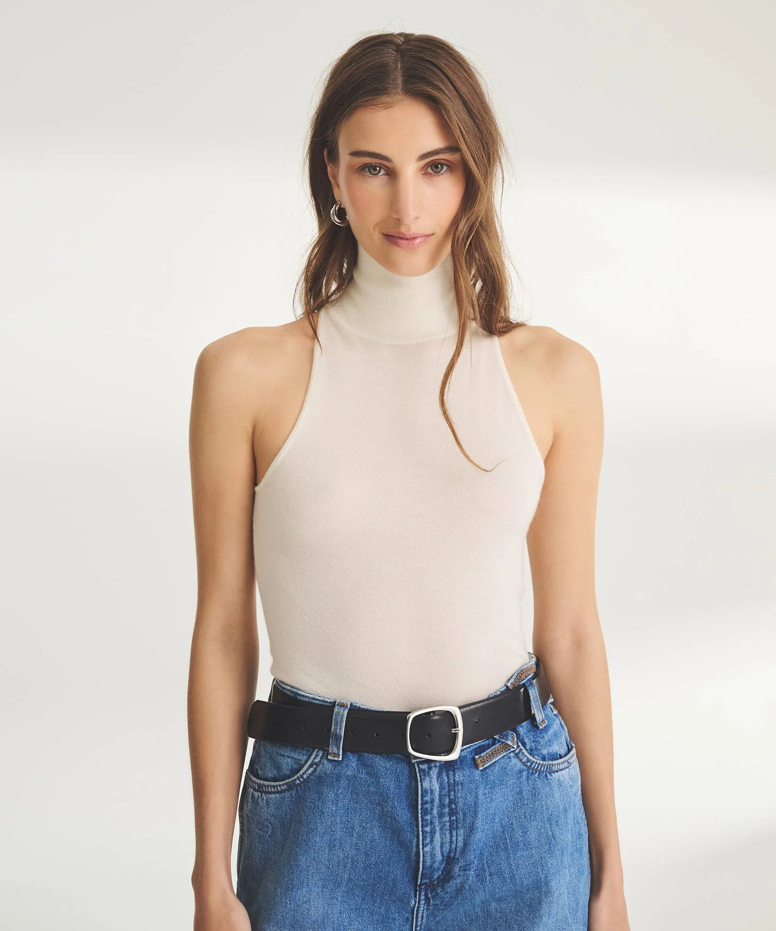 Super Fine Cashmere Sleeveless Turtleneck | NAADAM