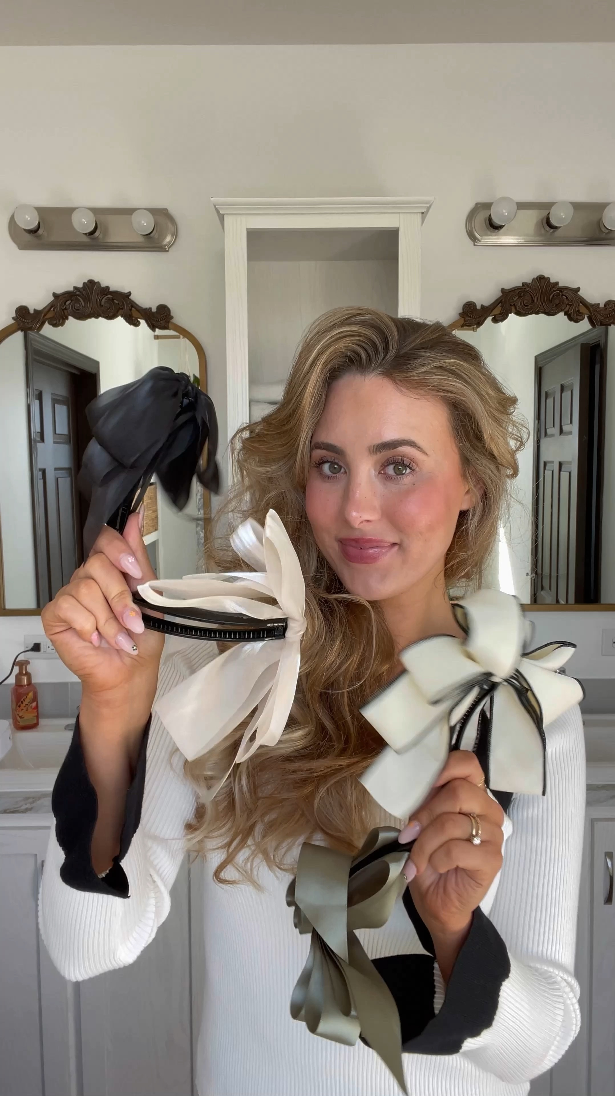 I’m obsessed with these bow banana clips🎀🫶🏻✨#LTKbeauty use my discount CROWNS10

#LTKGiftGuide #LTKSeasonal