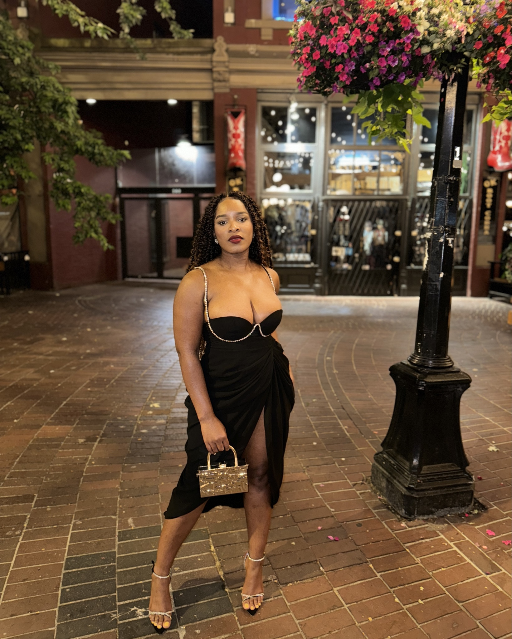 OMG, I m in love with this dress 🖤

#LTKBeauty