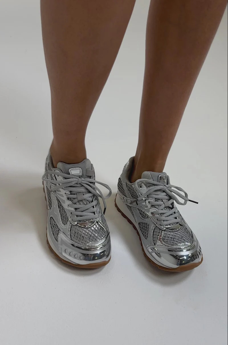 AKIRA GOLD LENIYA SILVER SNEAKER | AKIRA